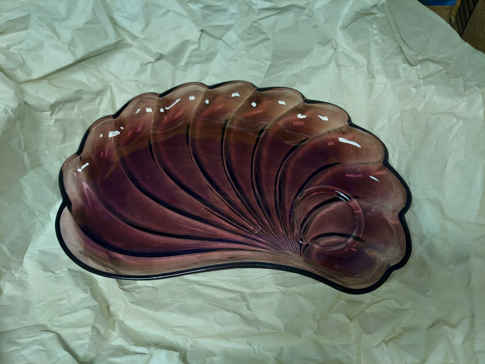 Vintage 1930s Hazel Atlas Moroccan Amethyst Cup & Seashell Plate