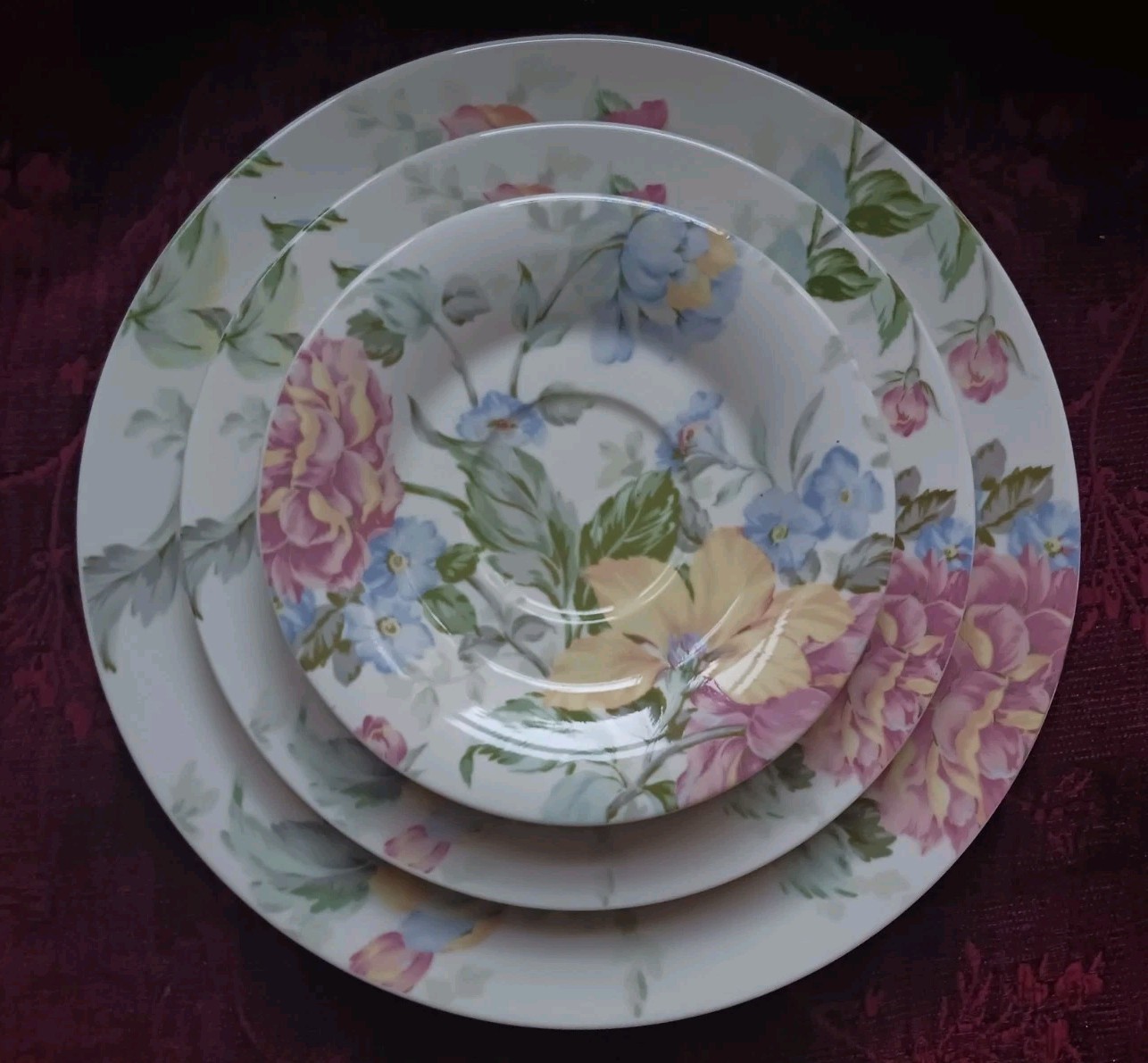 Oscar De La Renta English Tapestry 6Pc Lot – Dinner, Salad Plates, Saucers – NEW