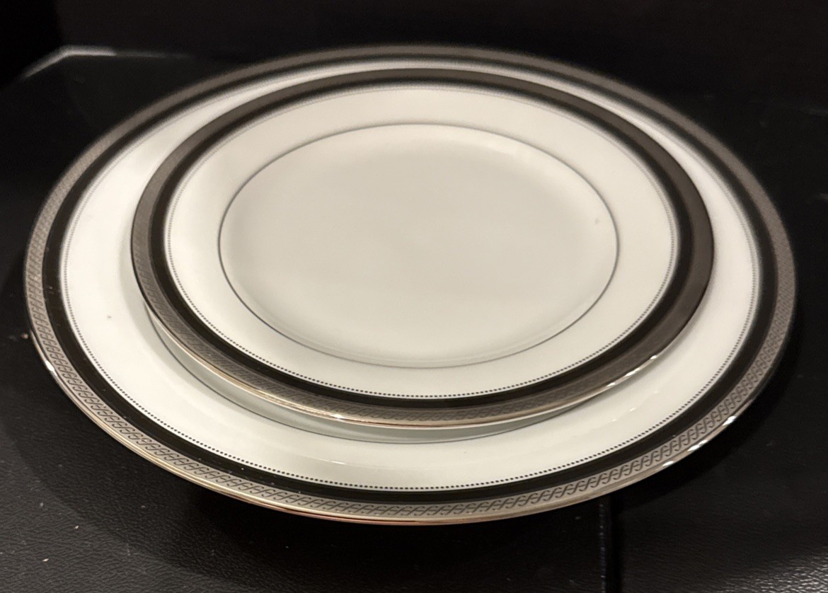 Noritake Austin Platinum Place Setting 3 Piece Set Wedding Classic Party NEW