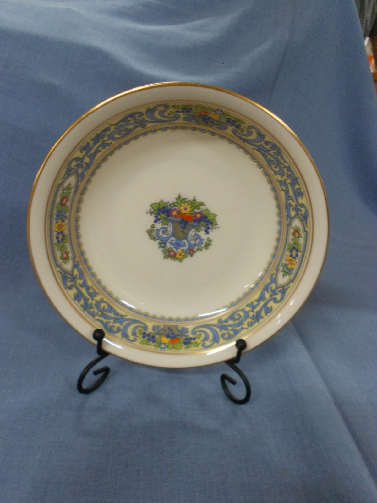4 Lenox The Autumn 5 1/4″ Berry Bowls Bone China Black Presidential Stamp