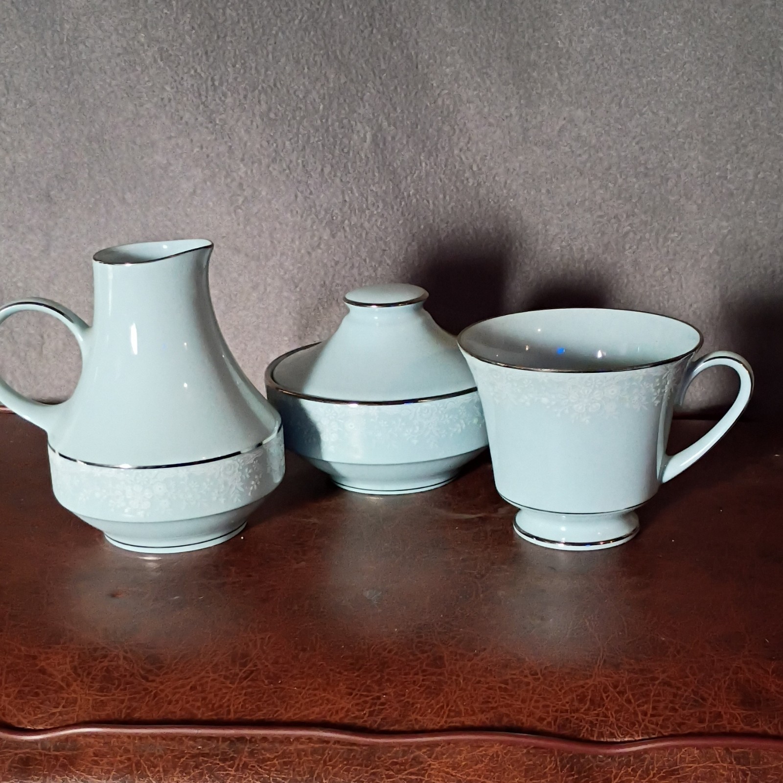 Noritake Fidelity Creamer & Sugar Set Light Blue Floral Porcelain Japan 3pc