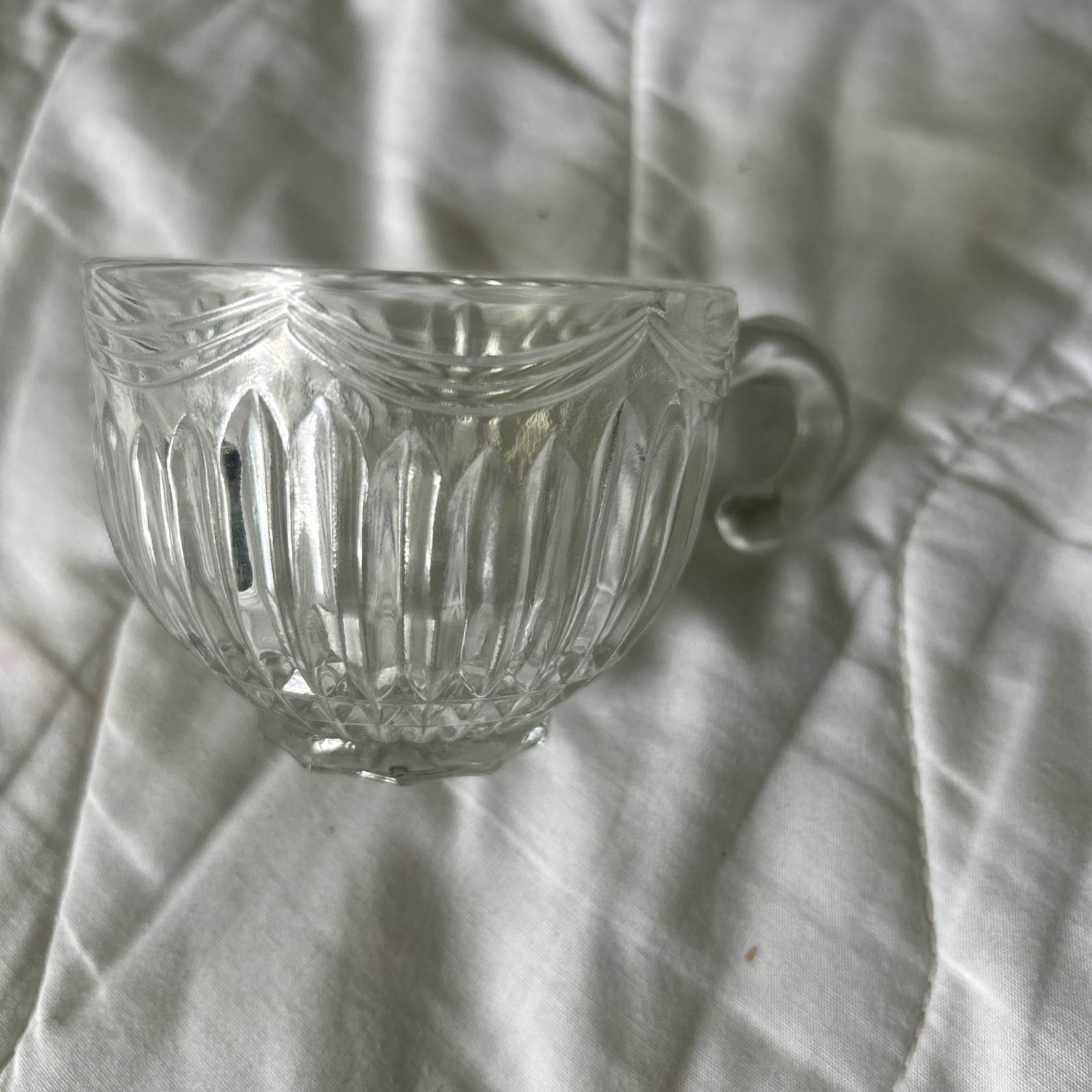 4 Vintage Glass Punch Bowl Cups Indiana Lancaster Colony Royal Drape Pattern