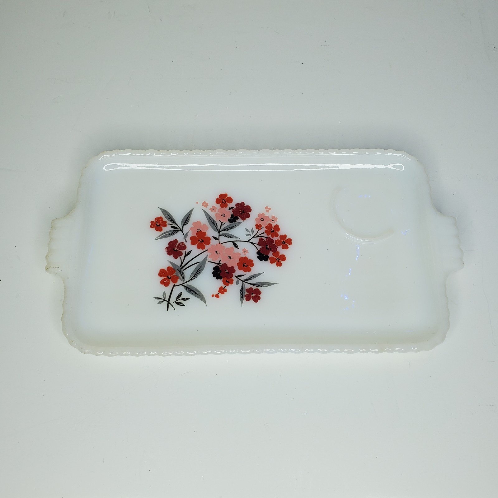 Vintage Anchor Hocking Lot Of 4 Snack Set Party Milk Glass Hostess Primrose MCM