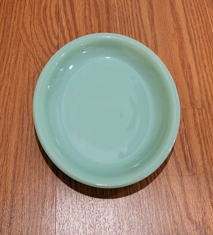 FIRE KING JADEITE Oval Football Platter 9.5 x 7.75 in. ANCHOR HOCKING HTF