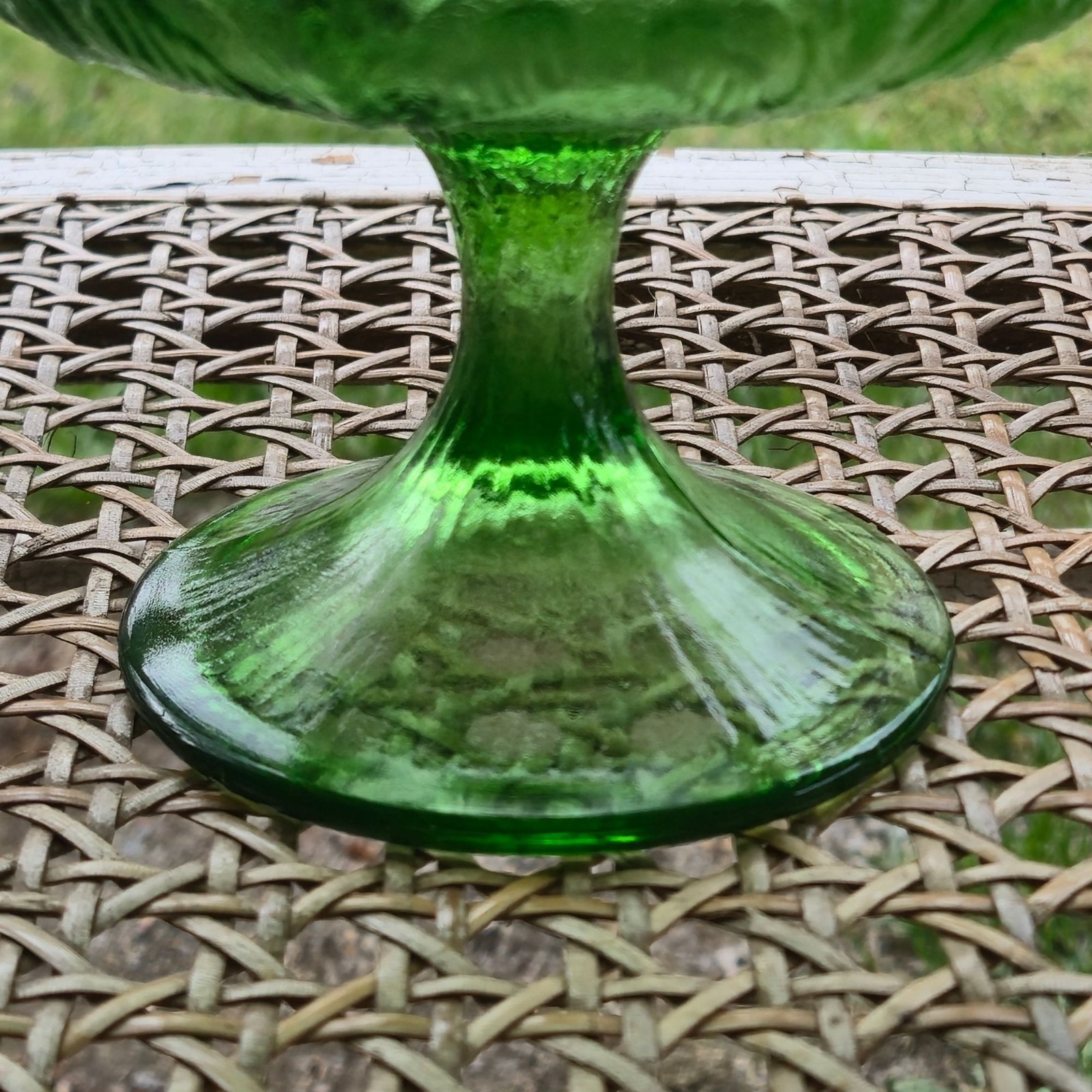 Vintage Green Pedestal Bowl Floral Pressed Glass Compote Dessert Dish FTD 1978