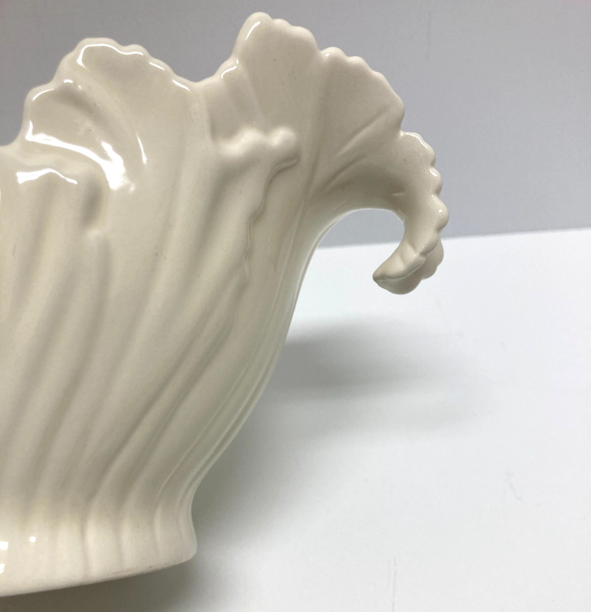 2009 Lenox 75th Anniversary Leaf Ceramic Gravy Boat Planter Ivory White – Lovely