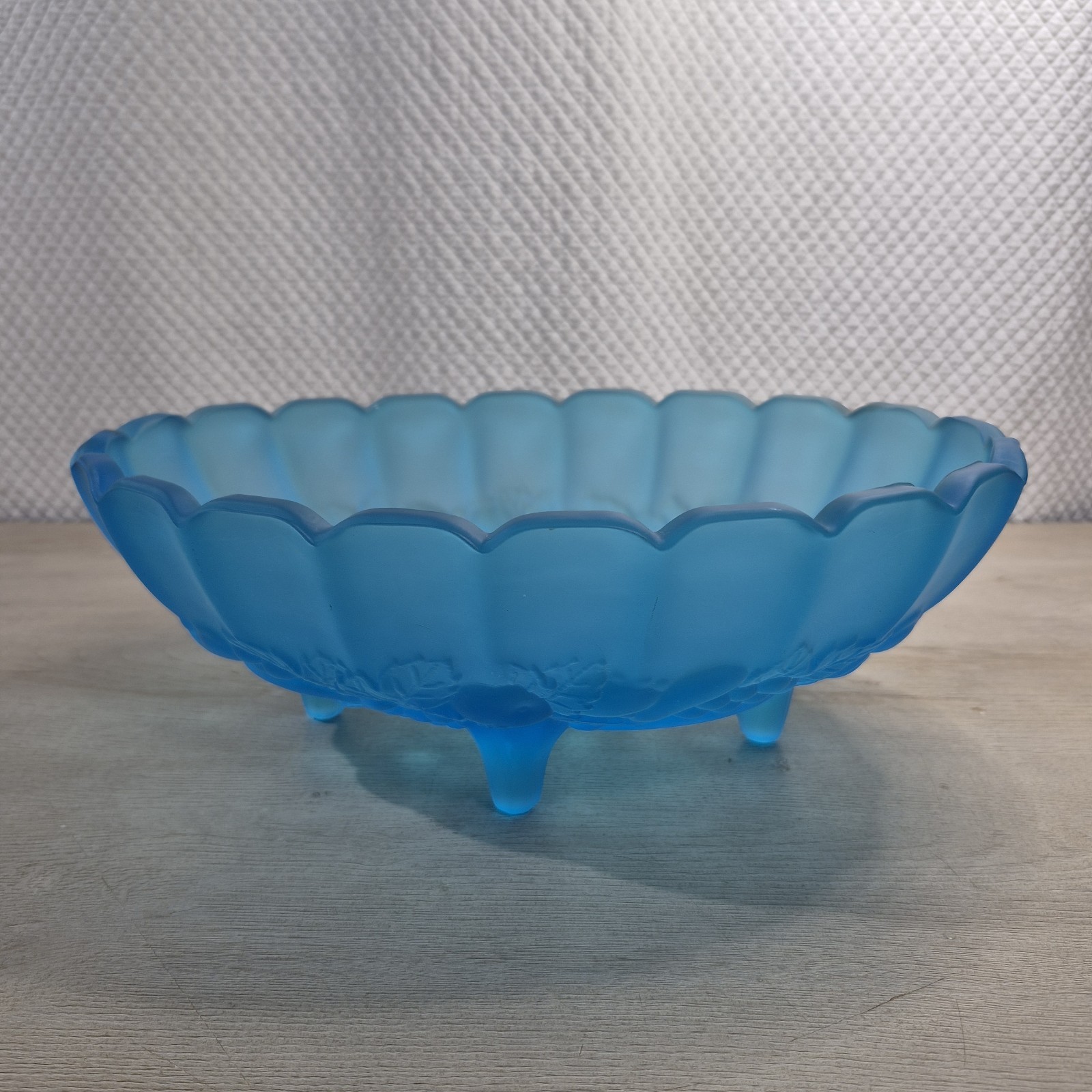 Vintage Opaque Blue Glass Fruit Bowl Harvest Grape 1970’s Oval Footed