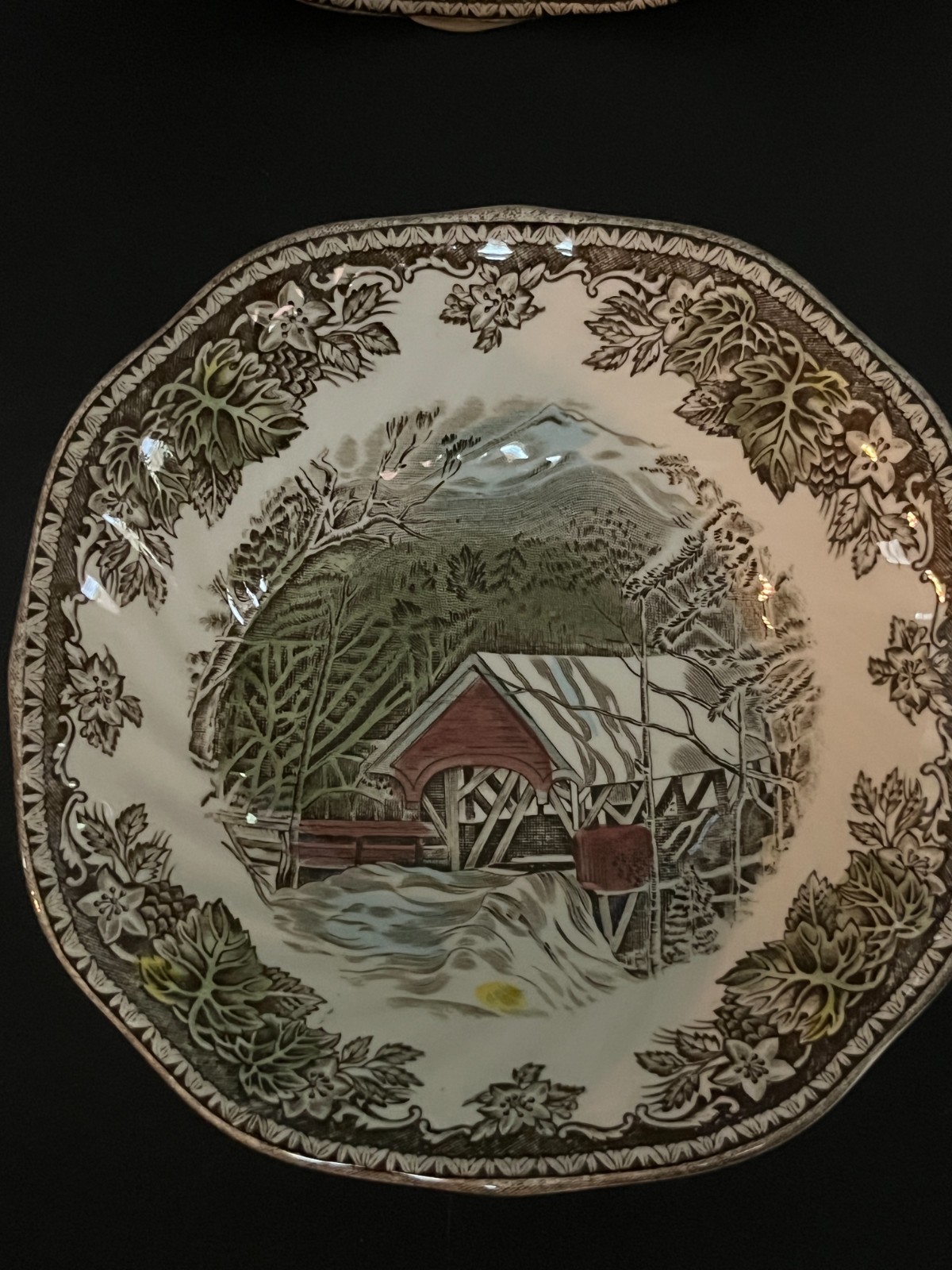 Vtg Johnson Brothers Friendly Village 8 cereal/soup bowls Covered Bridge