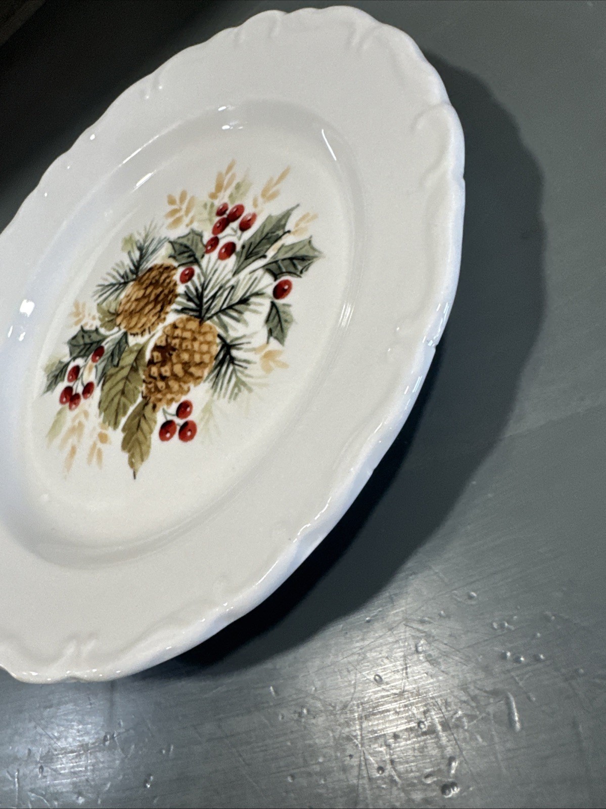 Gibson Designs White Embossed Rim Pine Cones Berries & Holly Salad Plate