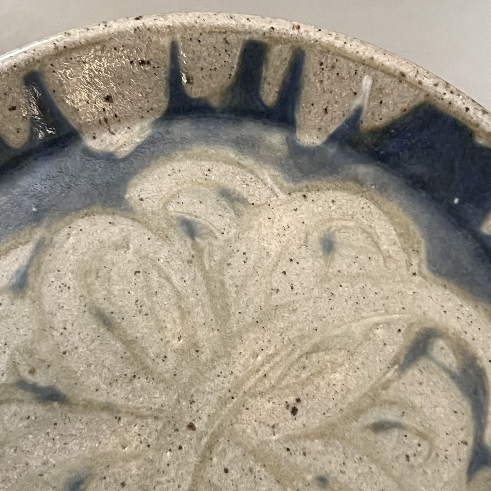 Studio Art Pottery Decorative Plate 8.5″ Hand-Painted Floral Taupe Blue Design