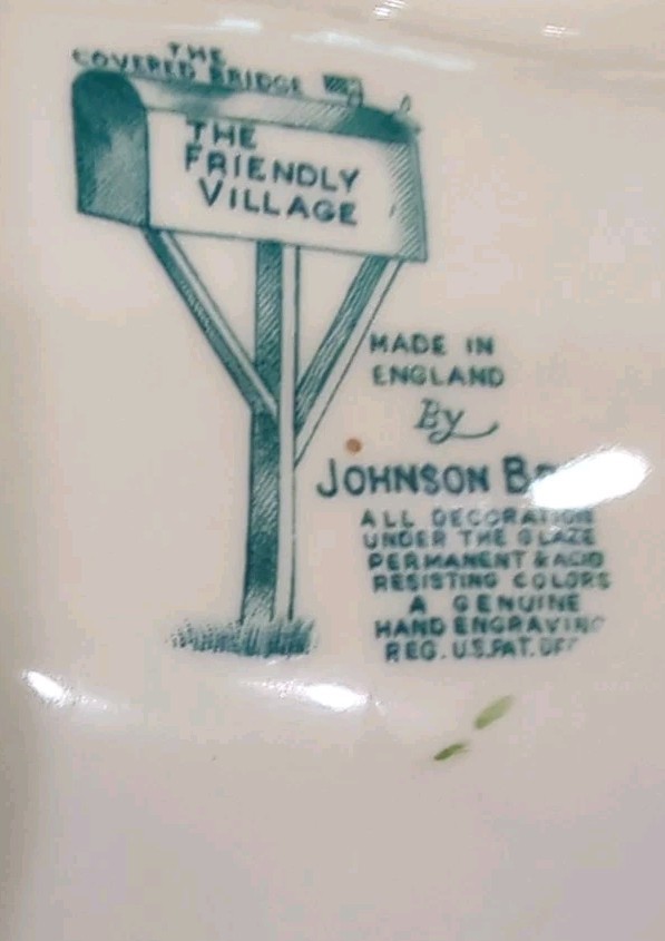 Johnson Bros Friendly Village Covered Bridge 14″ Christmas Tree Serving Dish
