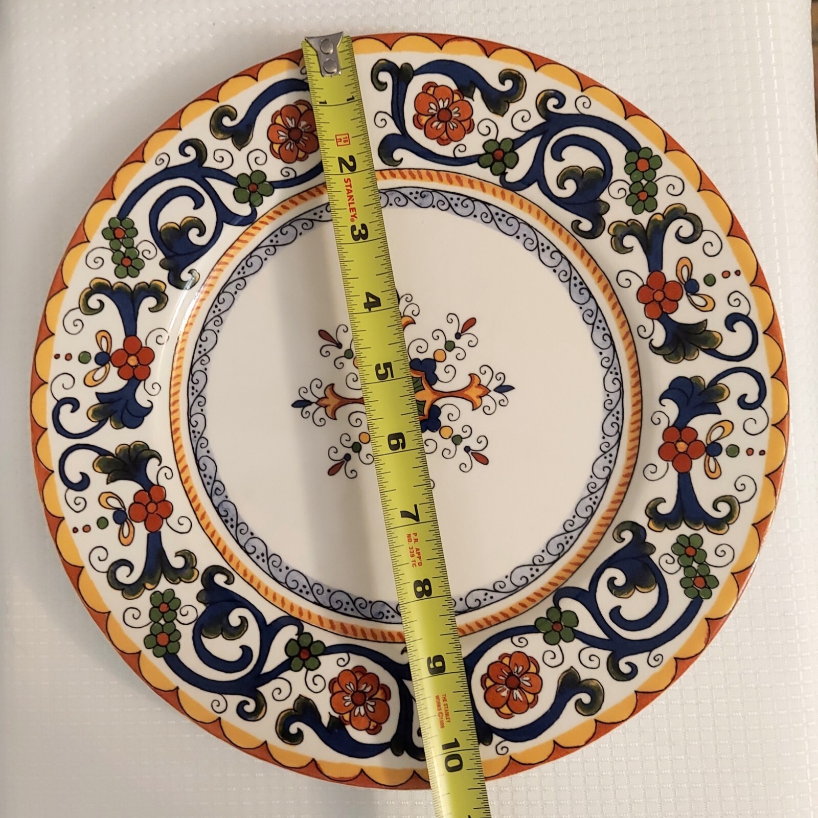 Portugal Dinner Plate Scroll Snowflake Medallion Daruta Style Floral Band