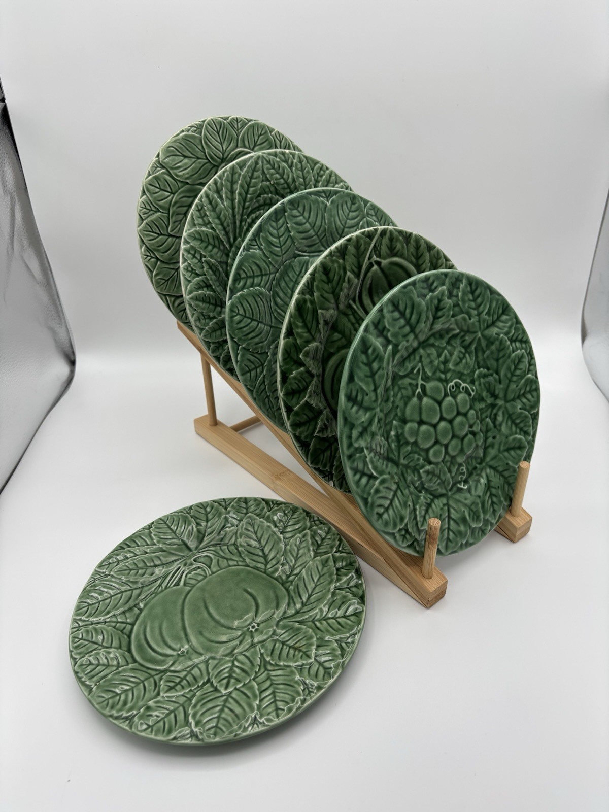 Vintage Bordall Pincher Green Majolica Fruit Center Salad Plates Set Of 6