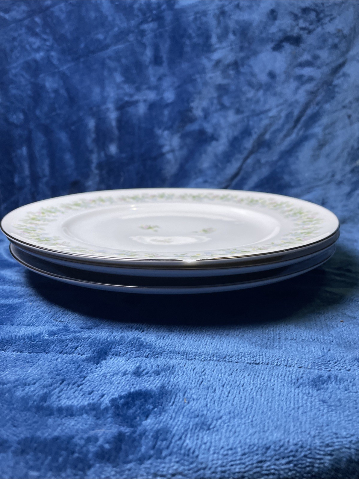 Johann Haviland Bavaria “Forever Spring” Set of 3 1 W/ Chip DinnerPlates, 10”