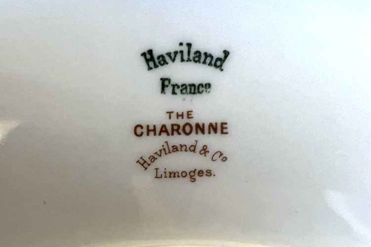 HAVILAND Limoges Charonne 16″ oval serving platter. Limoges. Floral.