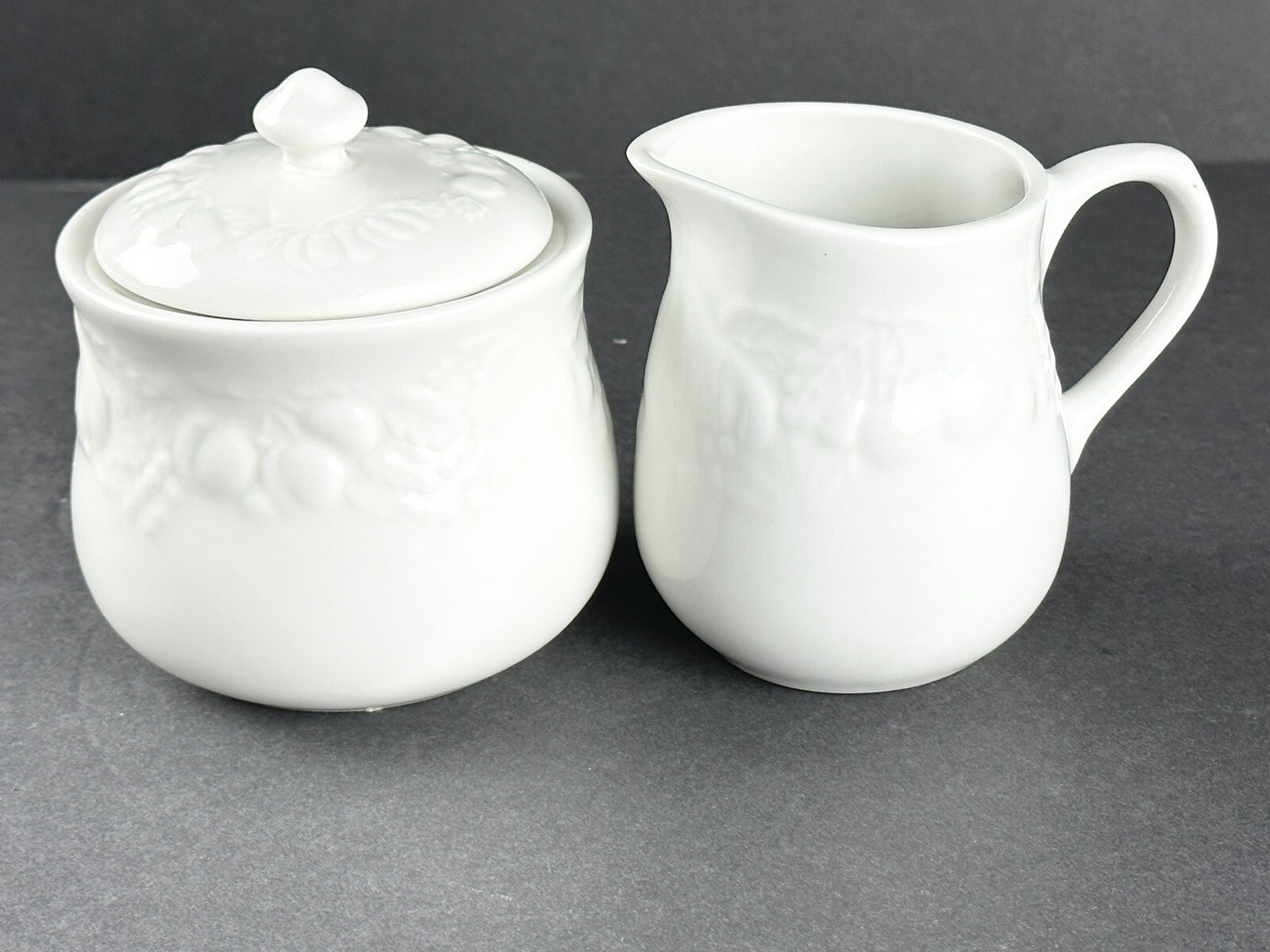 Fruit de Blanc 1995 Tabletops White Sugar Bowl Container Creamer Set Gravy Boat