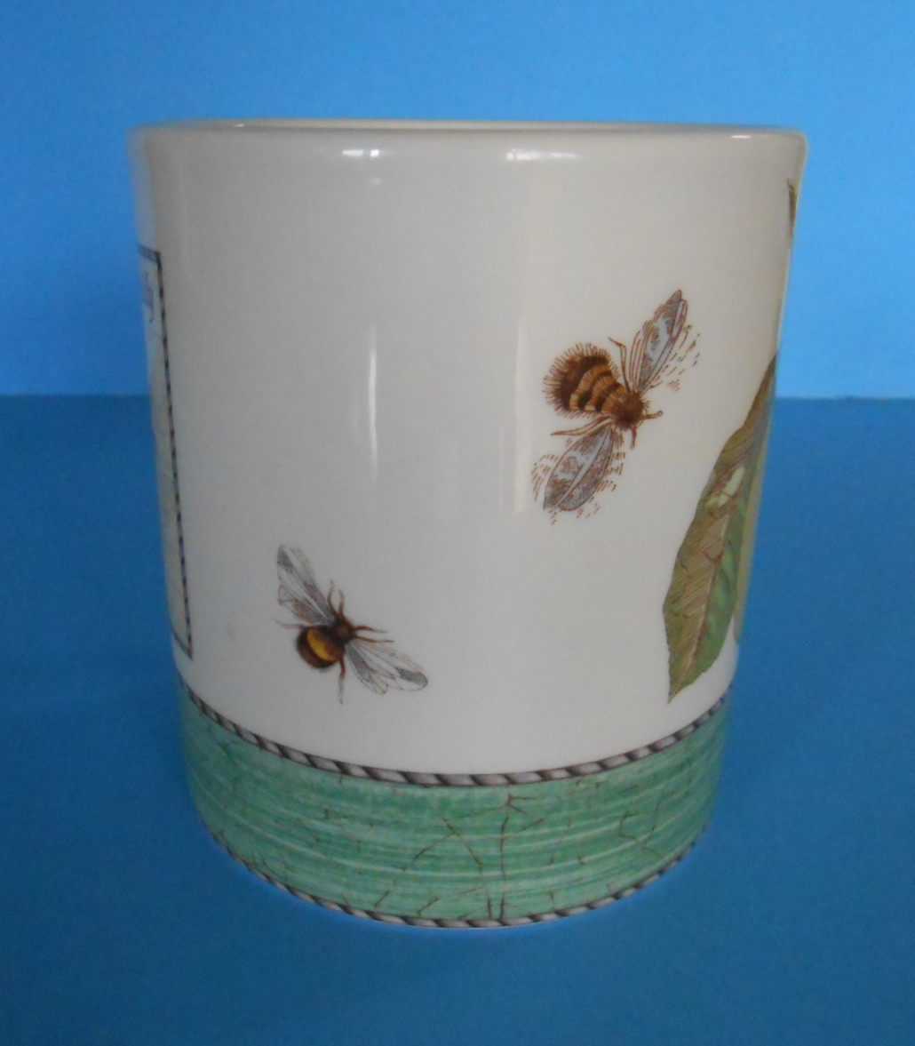 Wedgwood Sarah’s Garden 16 Oz Mug Queen’s Ware 1997 England Wine Jelly Recipe
