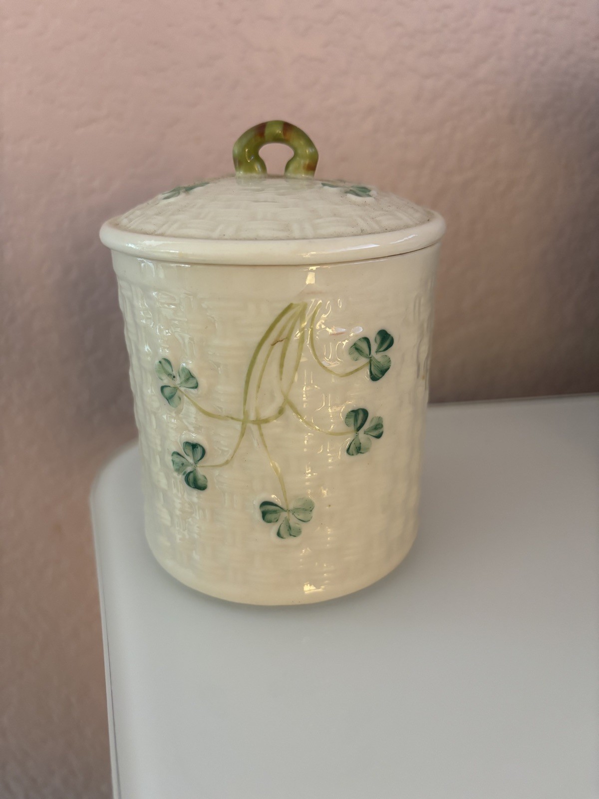 Belleek Porcelain Shamrock Art Pottery Lid Tea Jar Canister Basket Weave Irish