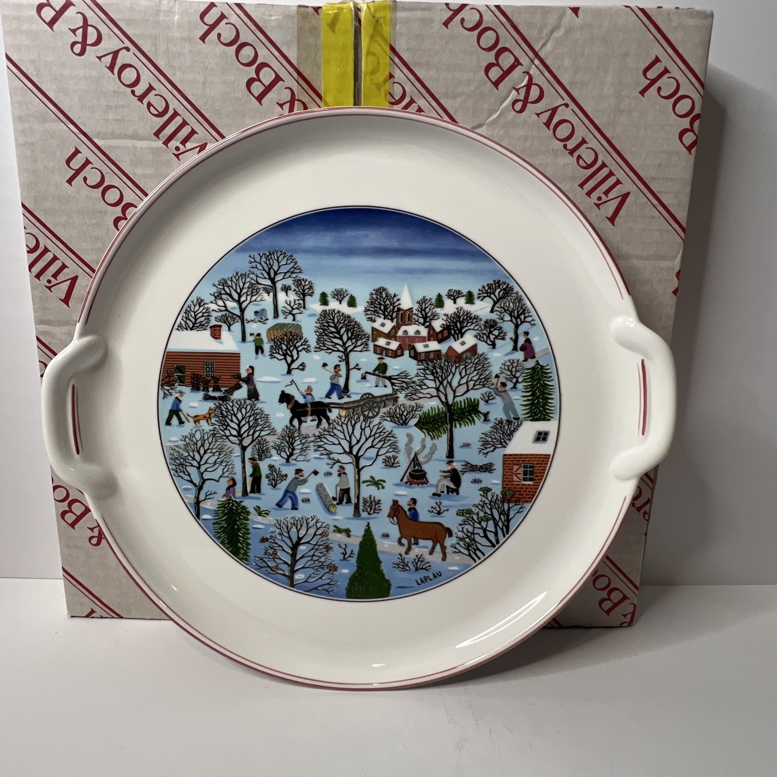 Villeroy & Boch Naif Christmas 12″ Serving Plate – Winter Village Scene