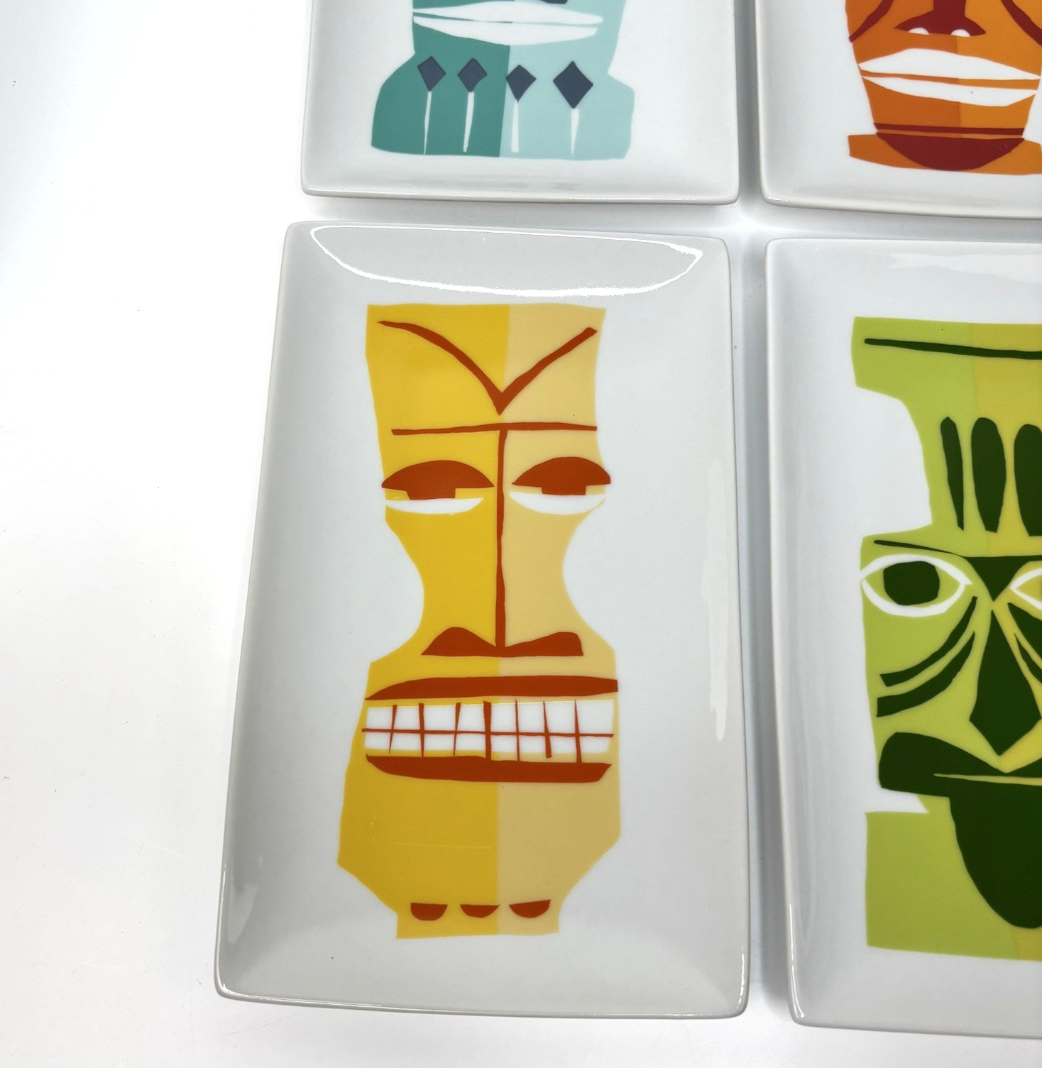 (4) Crate & Barrel Luau Totem Tiki Party Appetizer Plates Tray – Jane Dixon 2016