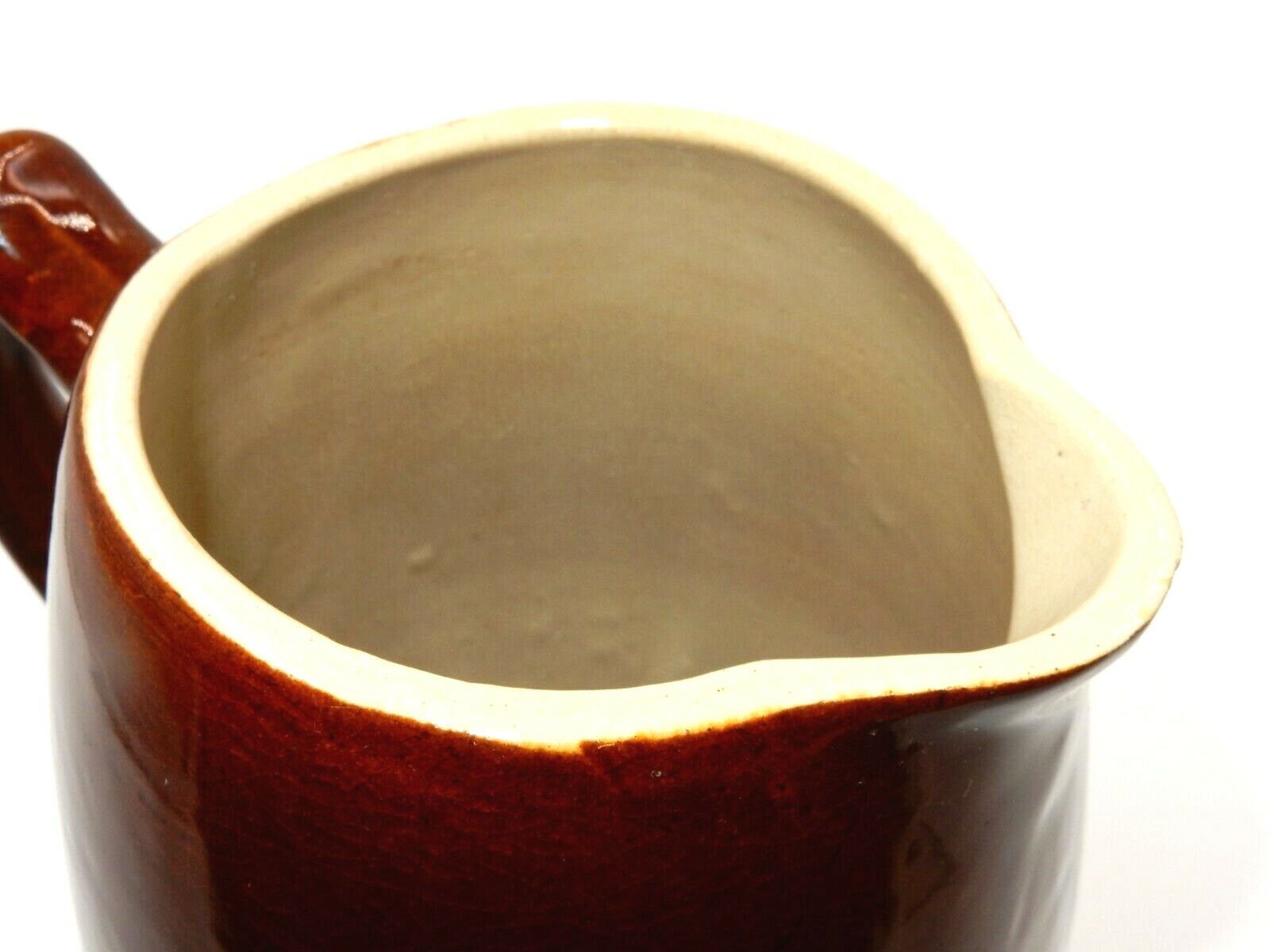 VINTAGE HANDMADE DEEP BROWN ART POTTERY STONEWARE CERAMIC PITCHER