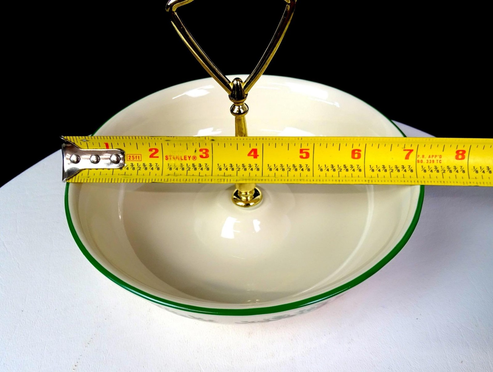 Pfaltzgraff Porcelain Holly Joy Center Handle 7 1/8″ Open Candy Dish 1994-1997
