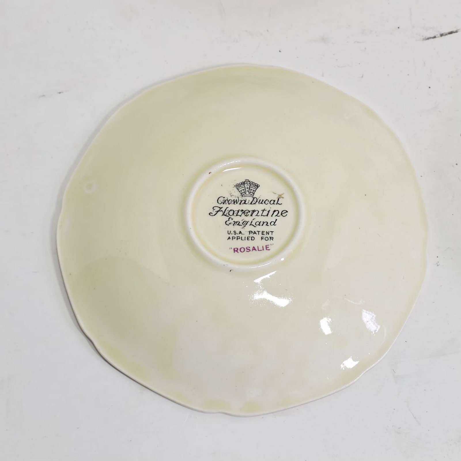 Set Of 4 Crown Ducal Florentine Pattern Demitasse Saucer