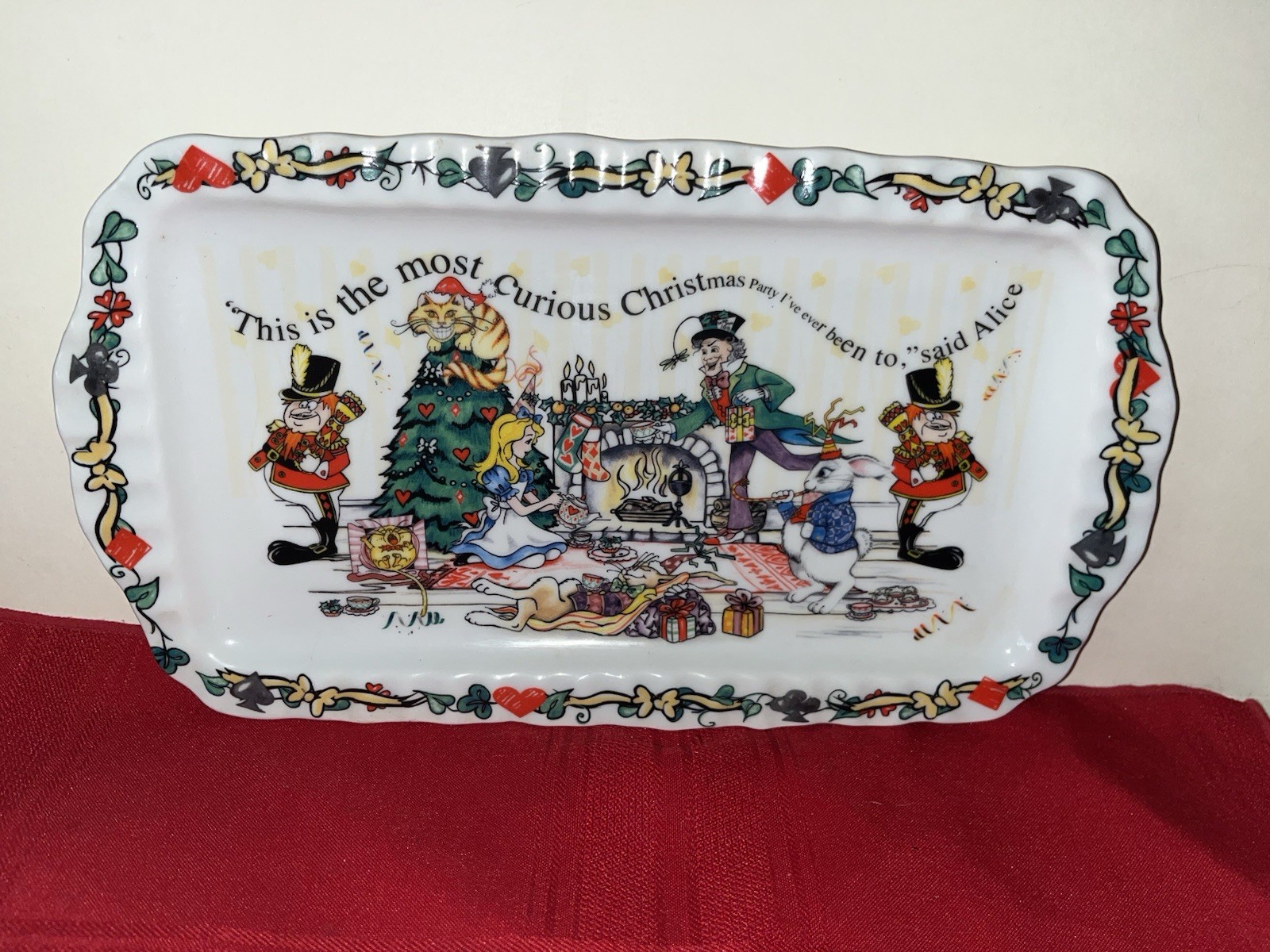 CARDEW ALICE IN WONDERLAND CHRISTMAS TEAPARTY PORCELAIN COOKIE TRAY 12×6 NWOB