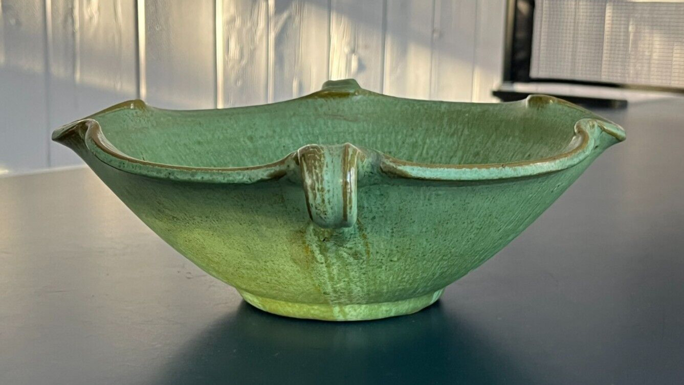 ROYAL CROWN POTTERY NORTH CAROLINA 1939-42 MATTE GREEN 10″ BOWL – Gorgeous!