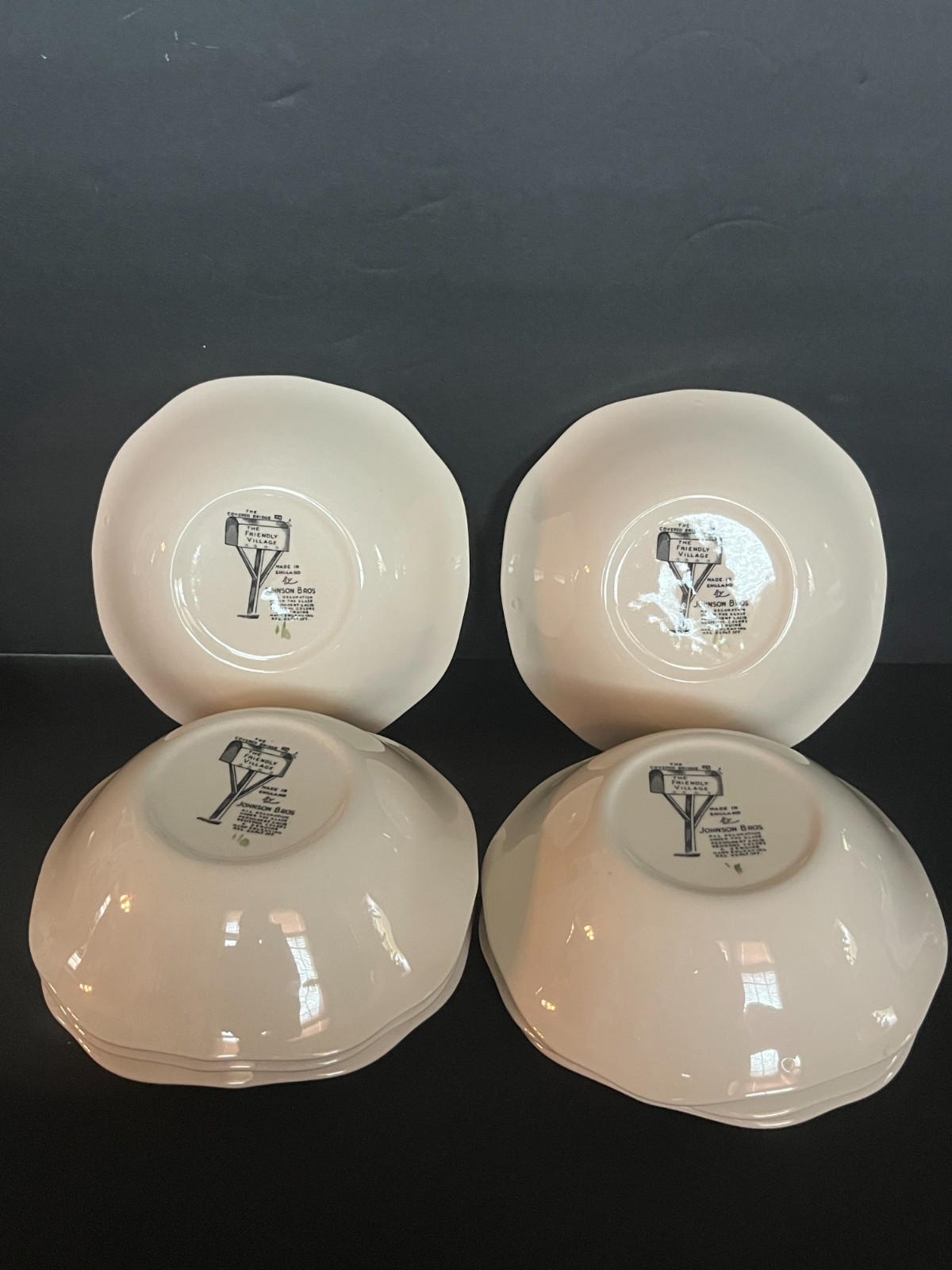 Vtg Johnson Brothers Friendly Village 8 cereal/soup bowls Covered Bridge