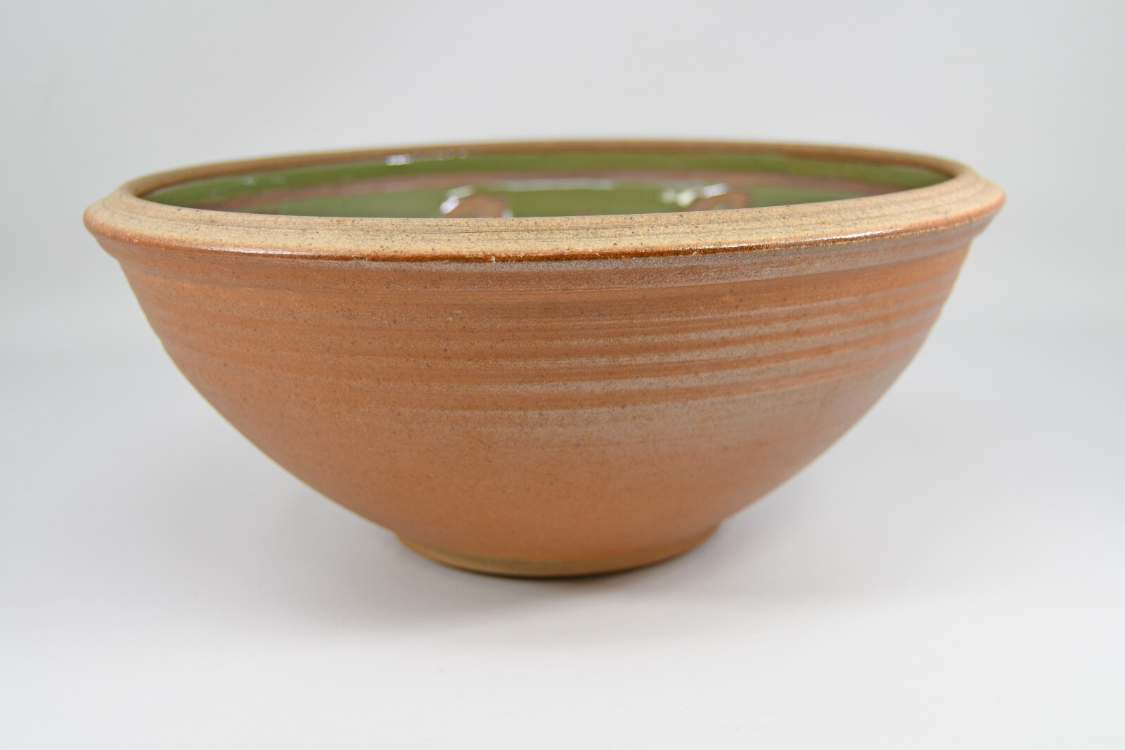 VTG Brieger Studio Art Pottery Serving Display Bowl Incised Leaf Green Natural