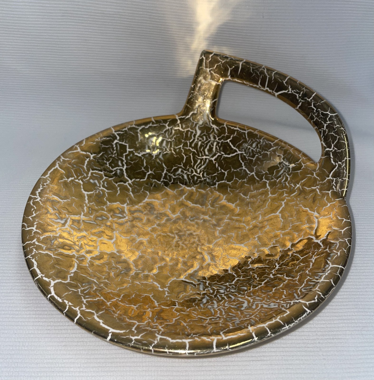 Pottery Barn Laguna Beach Gold Crackle 3 Inches High Handle Dish