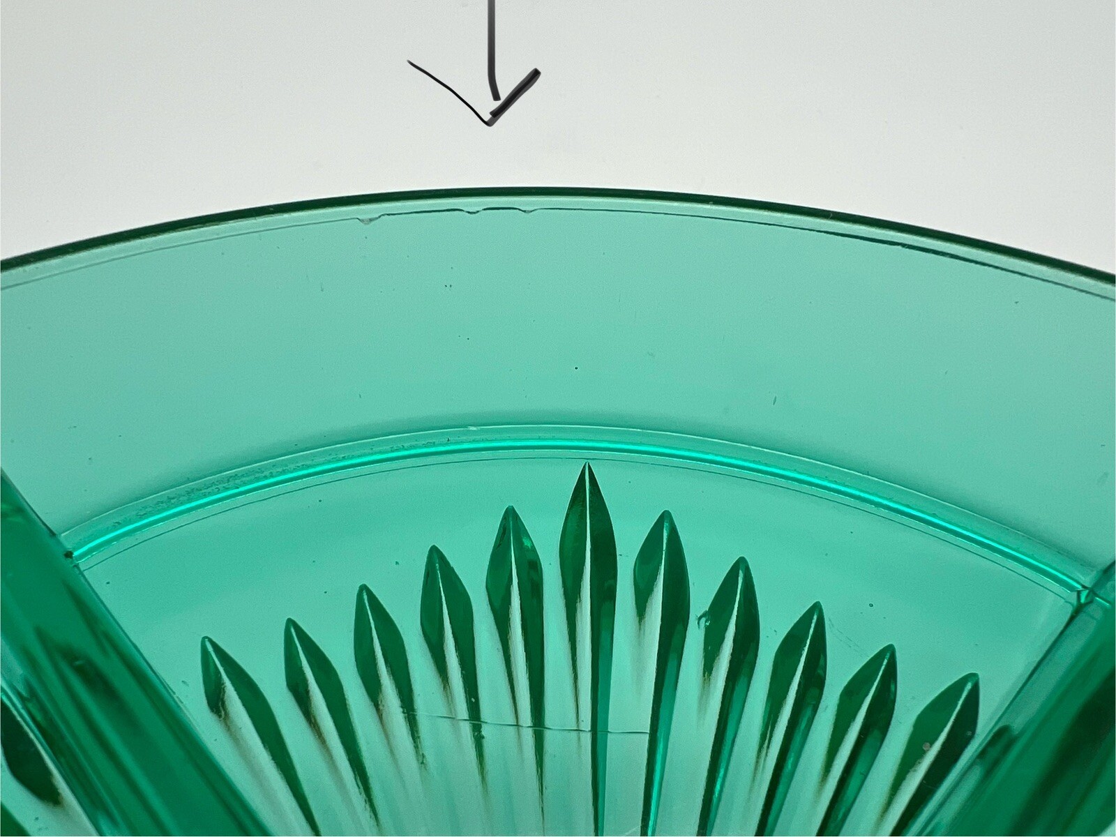 Uranium Glass Emerald Green Divided Relish Nut Dish Metal Silver Basket 8” VNTG