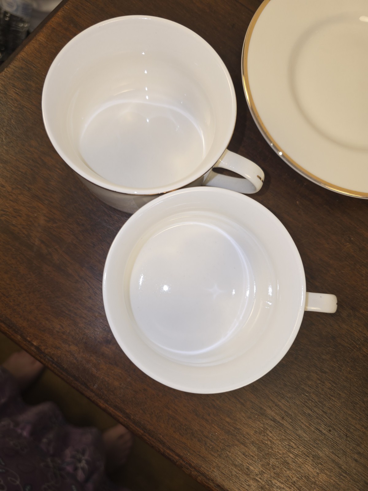 Set Of 12pc Farberware Elegance Gold White W/Gold Trim 6 Teacups & 6 Saucers