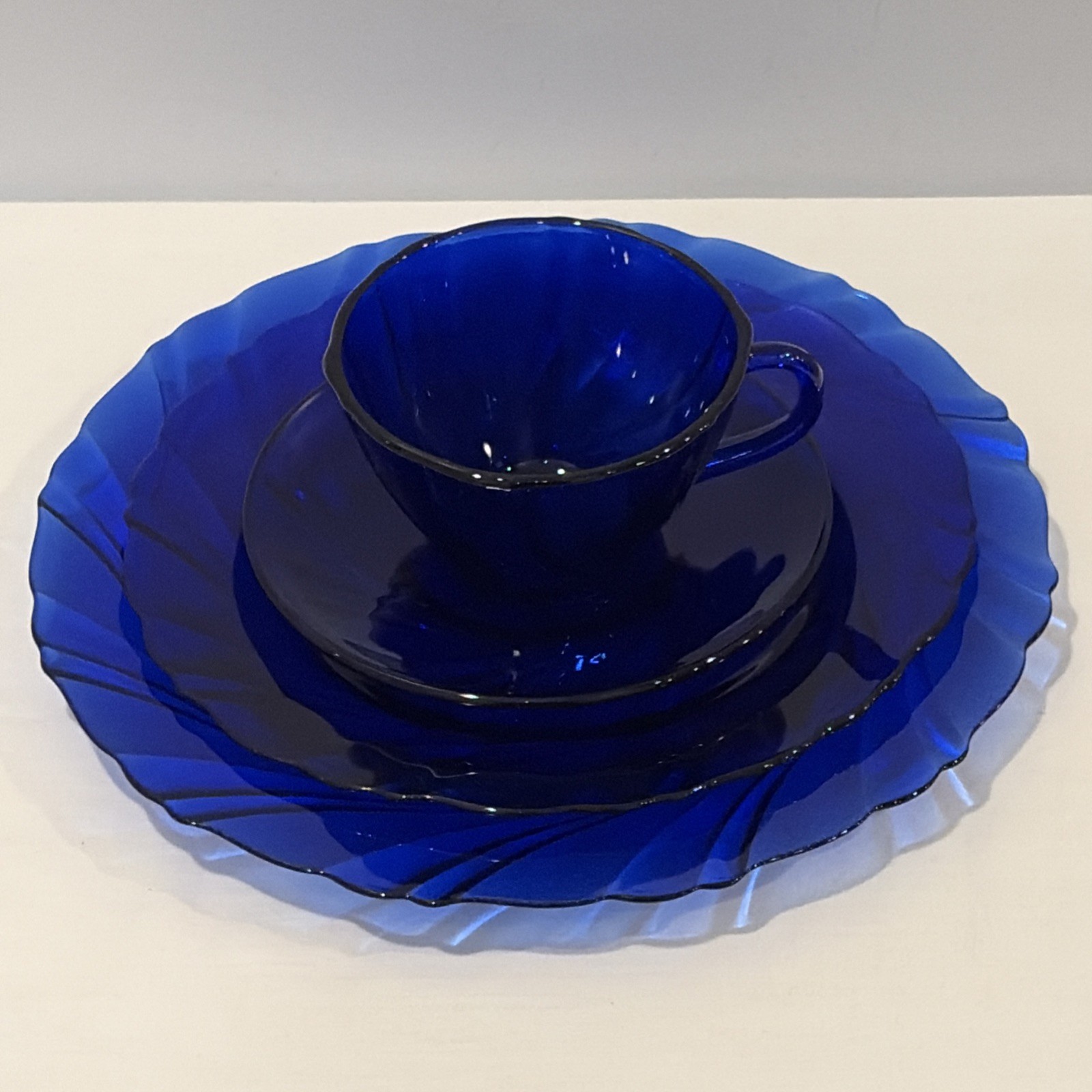 Vintage 4 Piece Place Setting Rivage Cobalt Blue by Duralex Swirl Design France