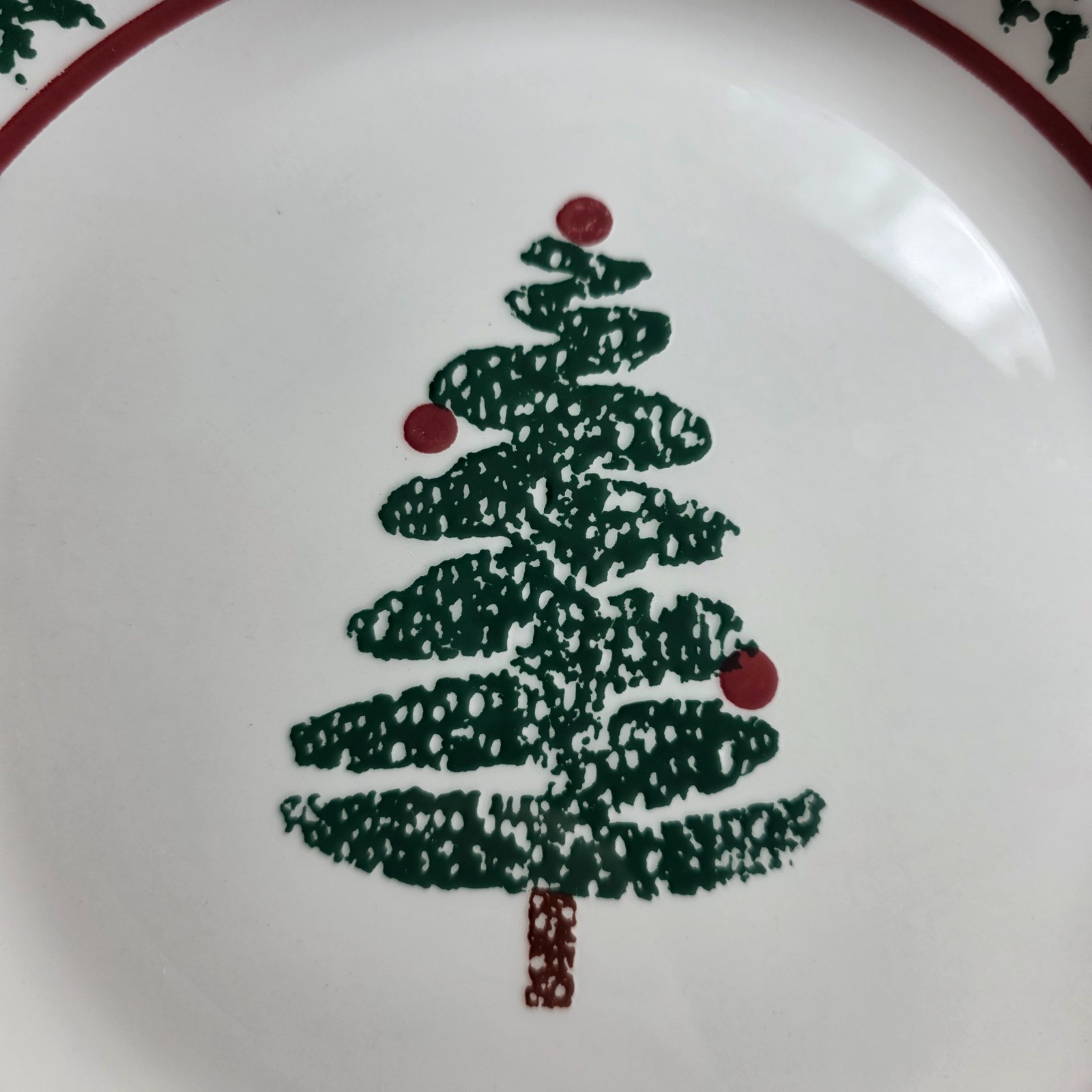 ONE Furio Christmas Tree Dinner Plate Green Sponge Tree & Edge Made in Italy