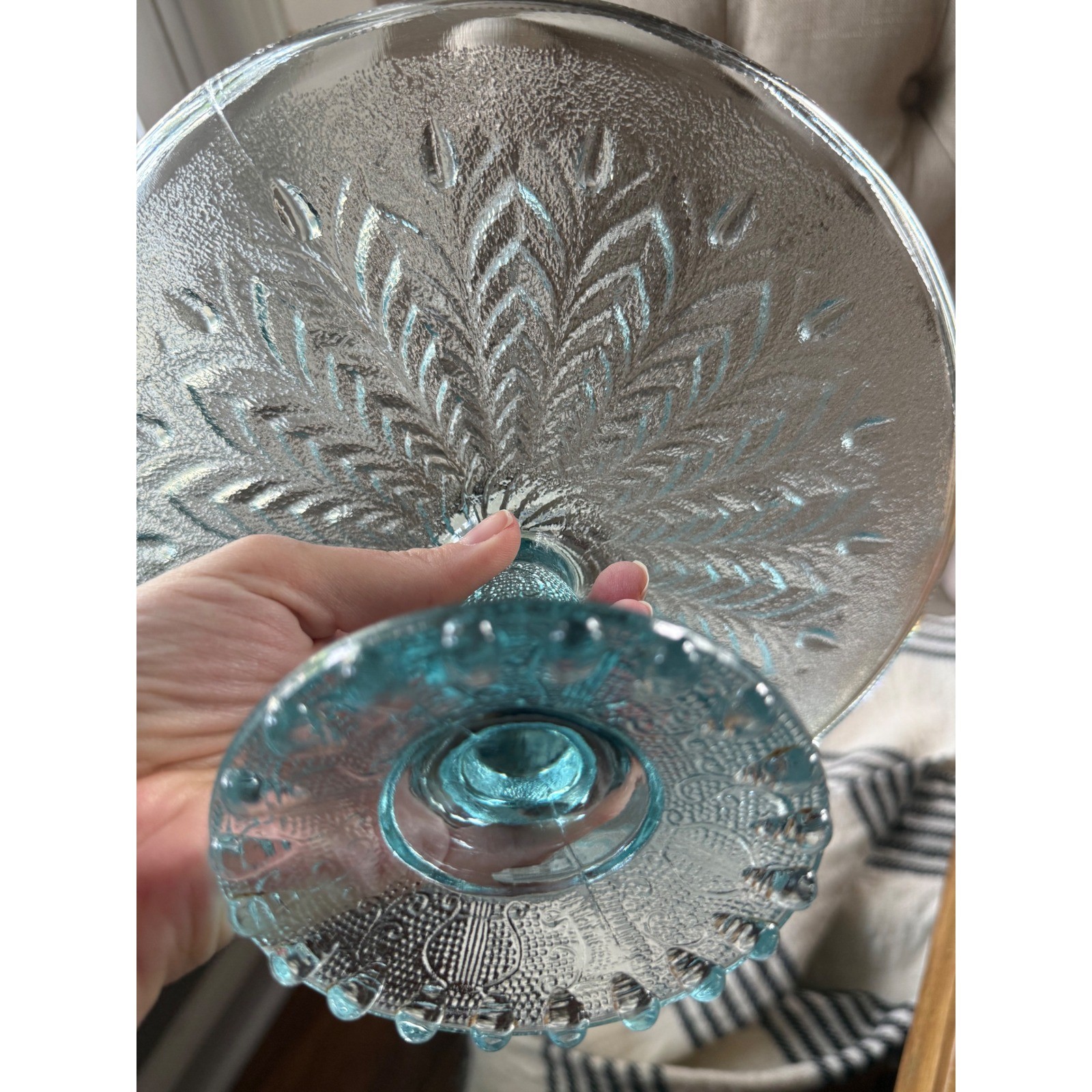Jeannette Glass Feather Pattern Cake Stand Ice Blue Excellent 50s Vintage