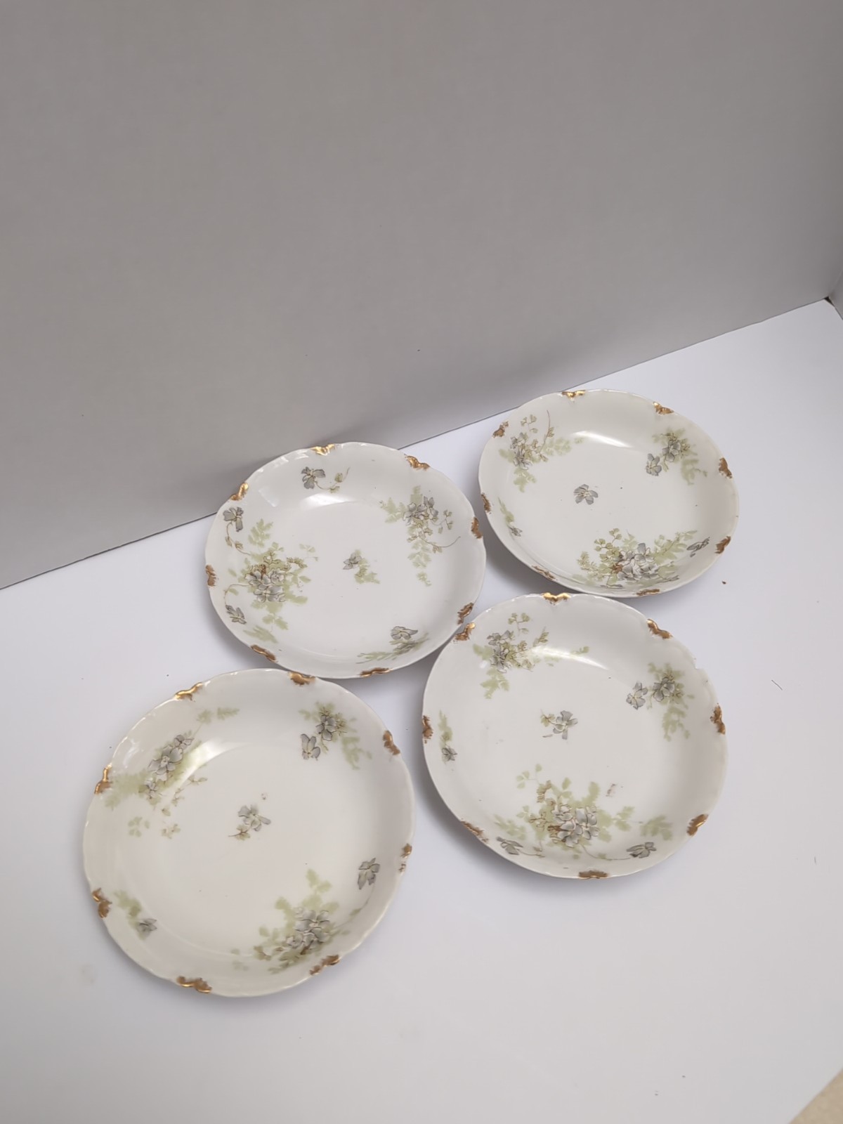 (4) Haviland Limoges For PDG Co. Indianapolis Fruit Bowls 5″ Blue Gray Violets