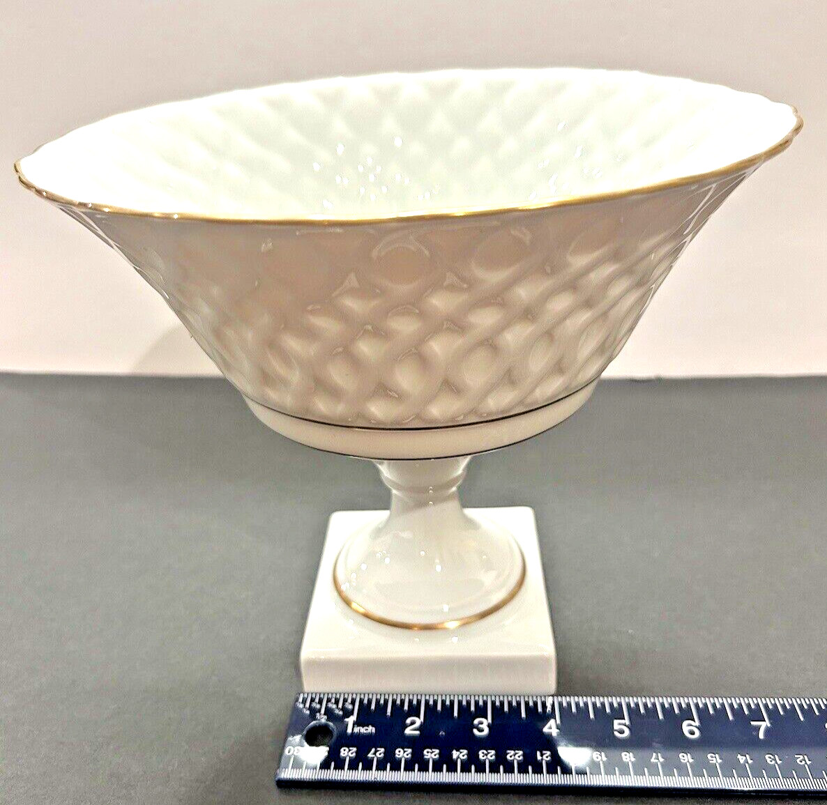 LEC-LeClair Limoges 9.5” Pedestal Bowl Centerpiece Chamart France Porcelain