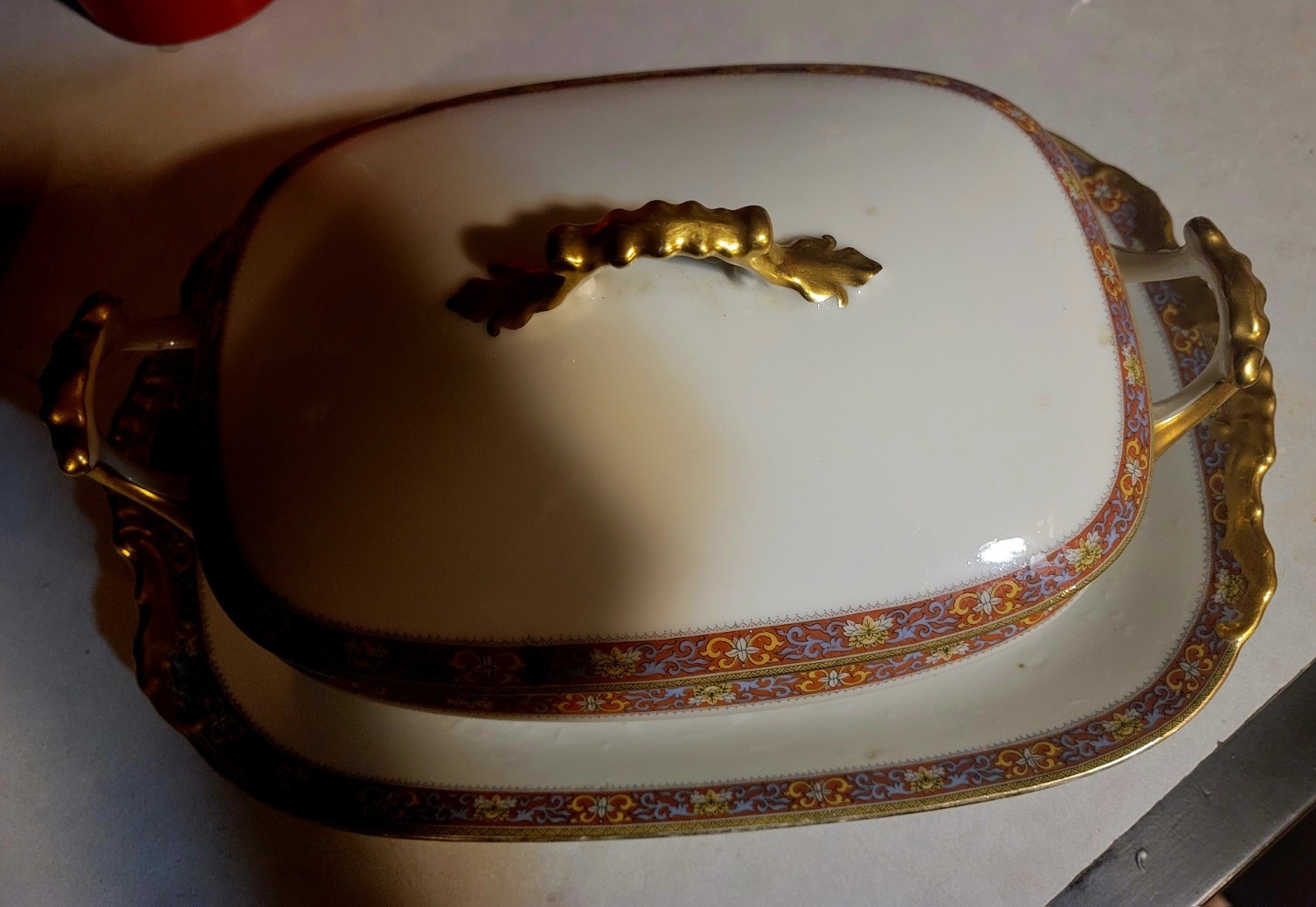 The Meuse” pattern produced by Vignaud Frères in Limoges, France.