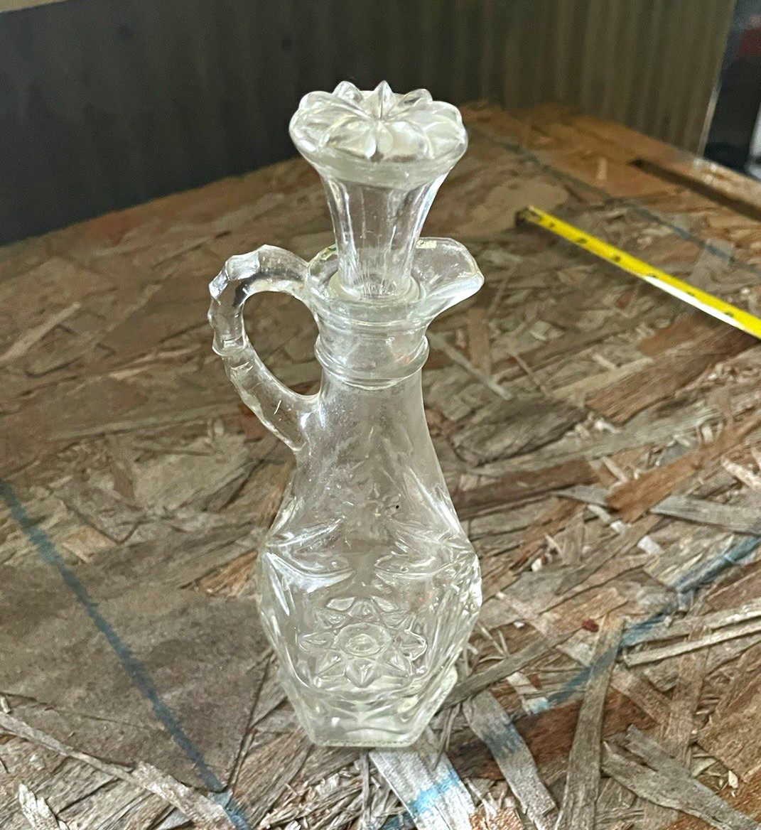 Vintage Clear Pressed Glass Cruet with Stopper Starburst Hexagon Base 8”