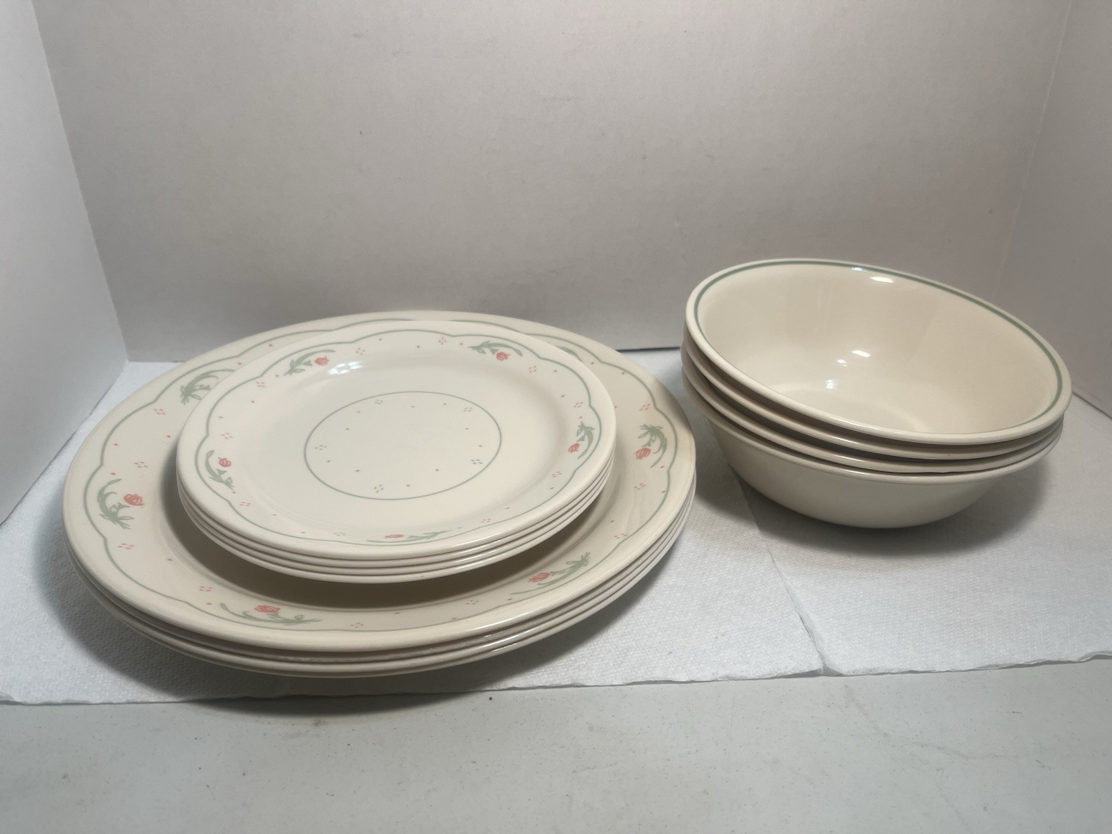 Corning Corelle Calico Rose Dish Dinner 12 Piece Lot See Description 3412