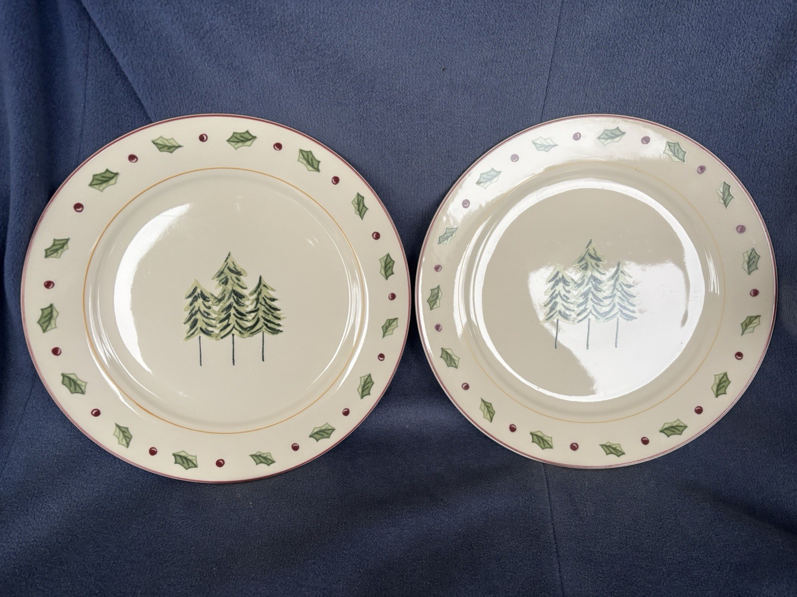 2 Holiday Home Merry Brite 10 1/2″ Dinner Plates With Trees & Holly