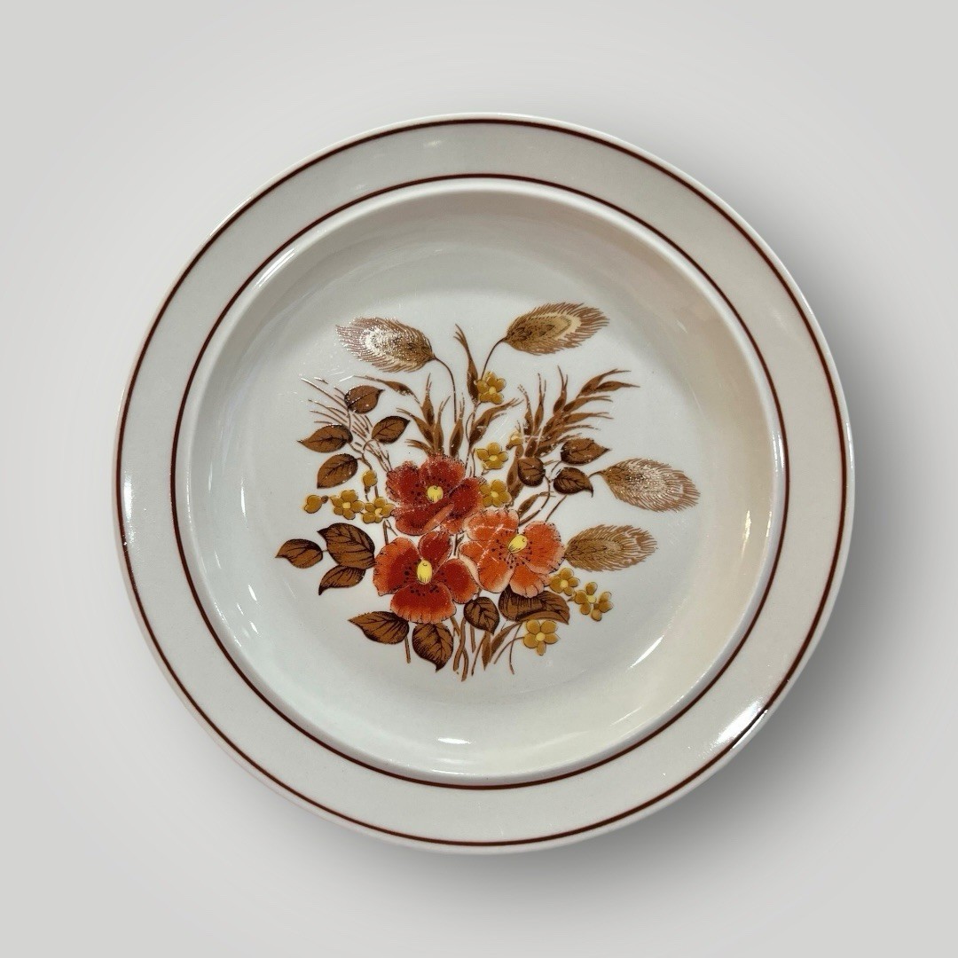Diamond Design Stoneware Salad Plate 7.75in” Floral Wheat Brown Japan Preowned