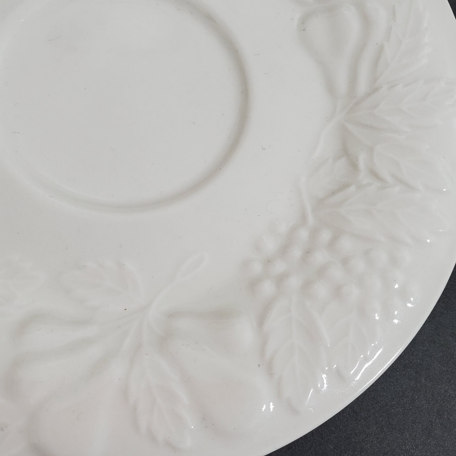 Gibson Designs Fruit Embossed Saucer Appetizer Plates 6.5″ White Round Lot of 12