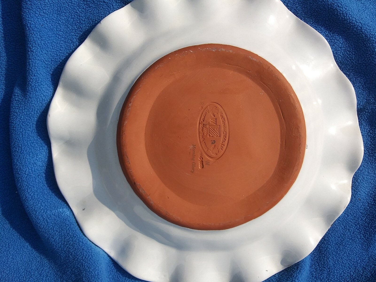 Mackenzie Childs morning glory 11″ DINNER PLATE FLUTED gold MACKENZIE McKenzie