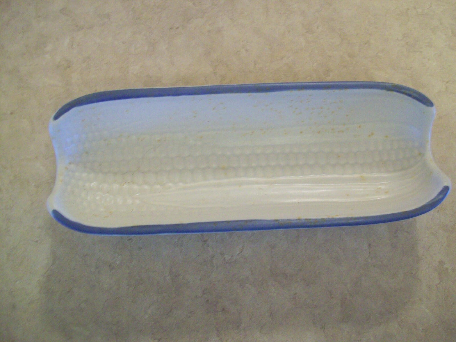 Pfaltzgraff Yorktowne Corn on the Cob Holders Set of 8