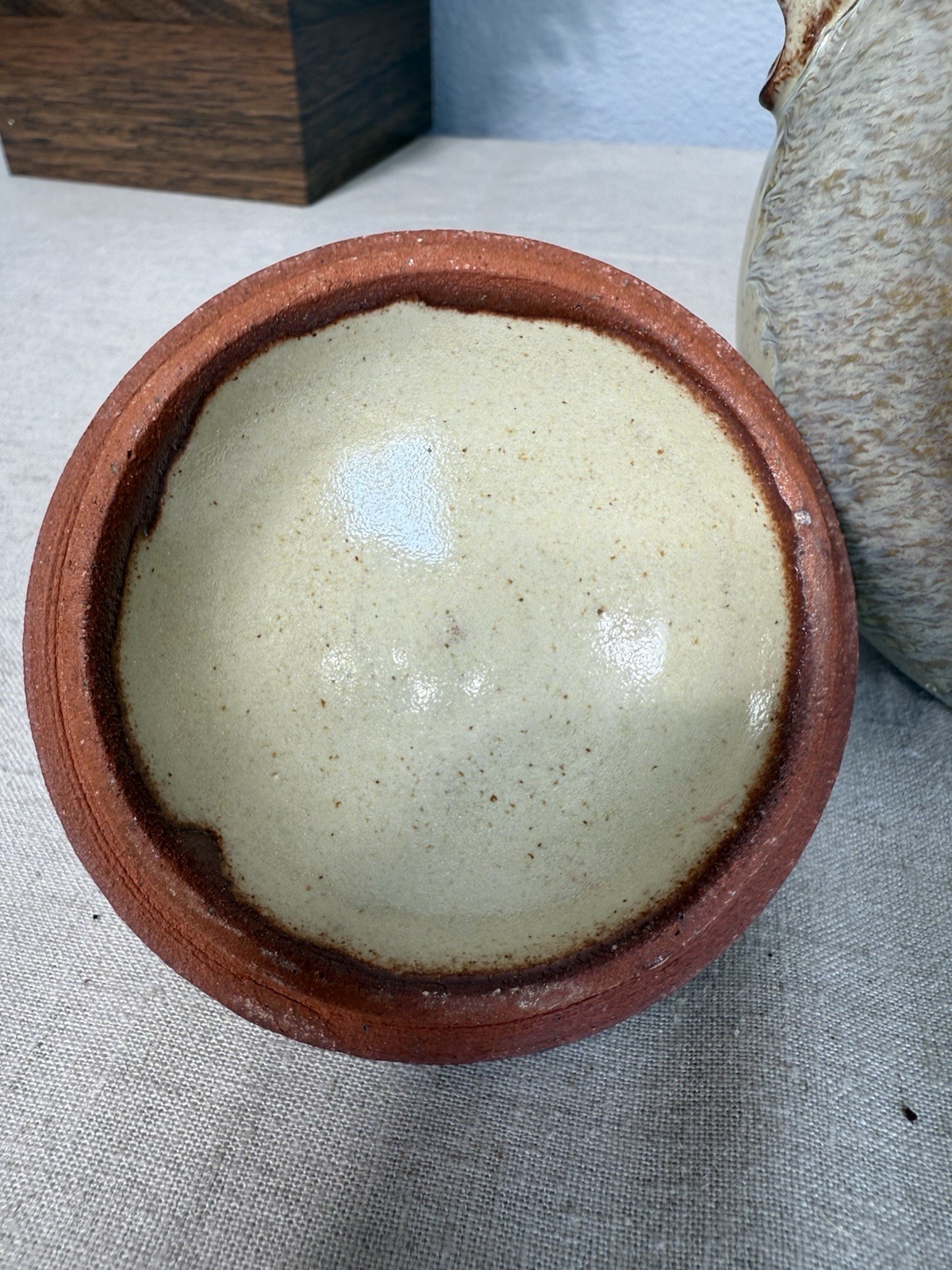 ARTIST SIGNED MULTI COLOR STUDIO POTTERY POT WITH LID