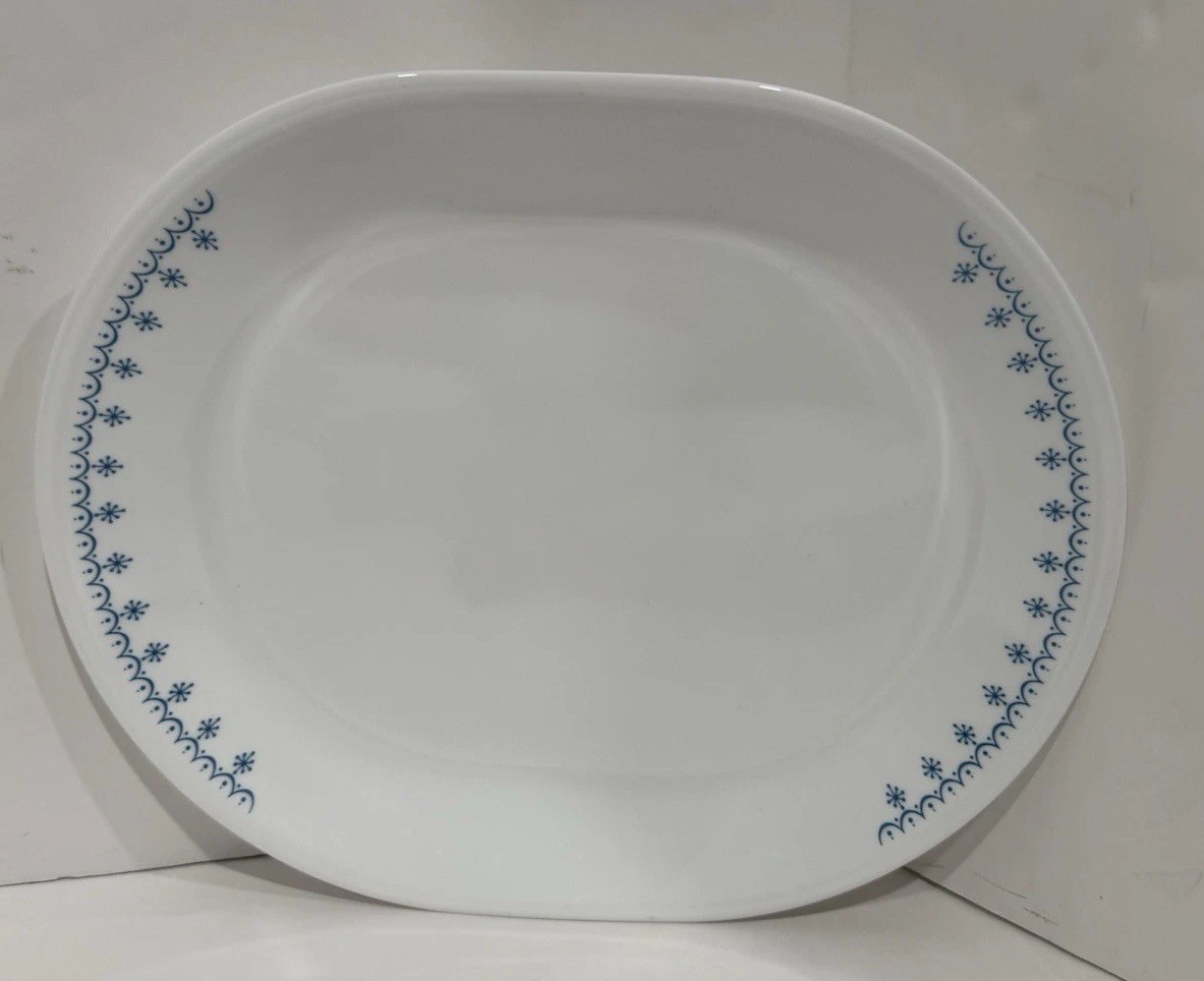 Vintage Corelle Snowflake Blue Garland 12.25 Oval Serving Platter Corning USA