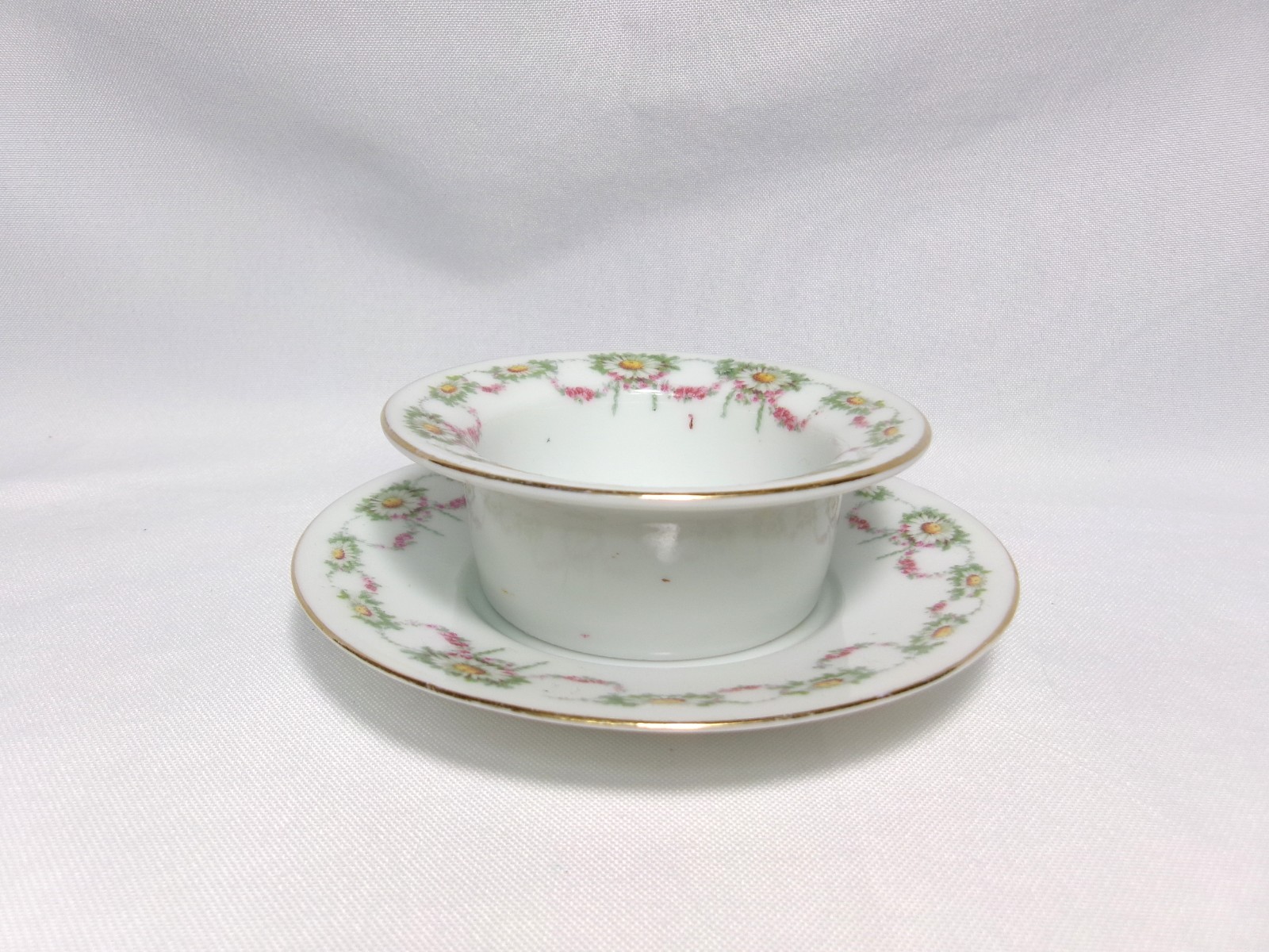 Gorgeous Victorian Antique Porcelain Ramekin & Underplate by Victoria, Austria